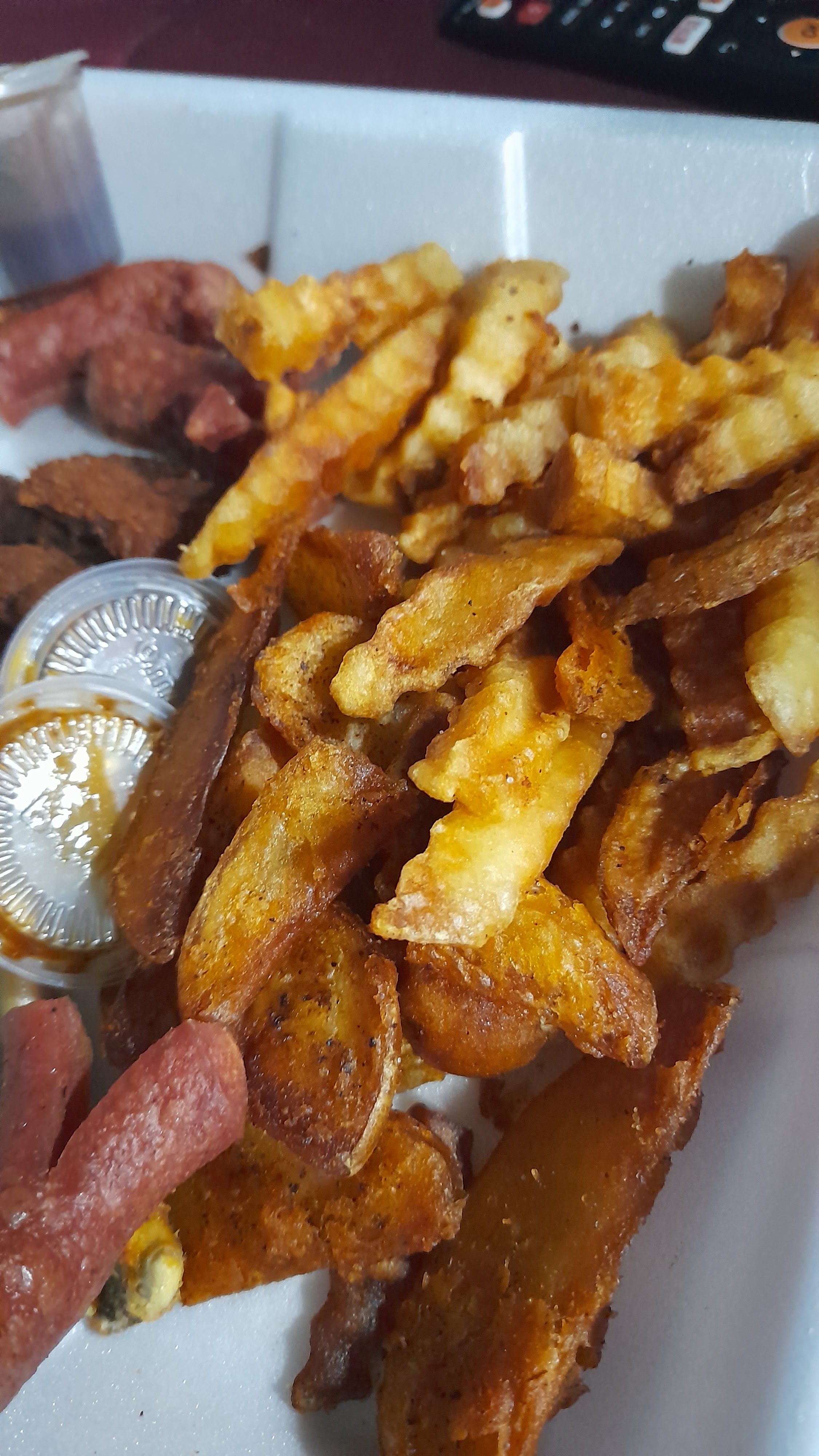 Mina's Pizza image 2