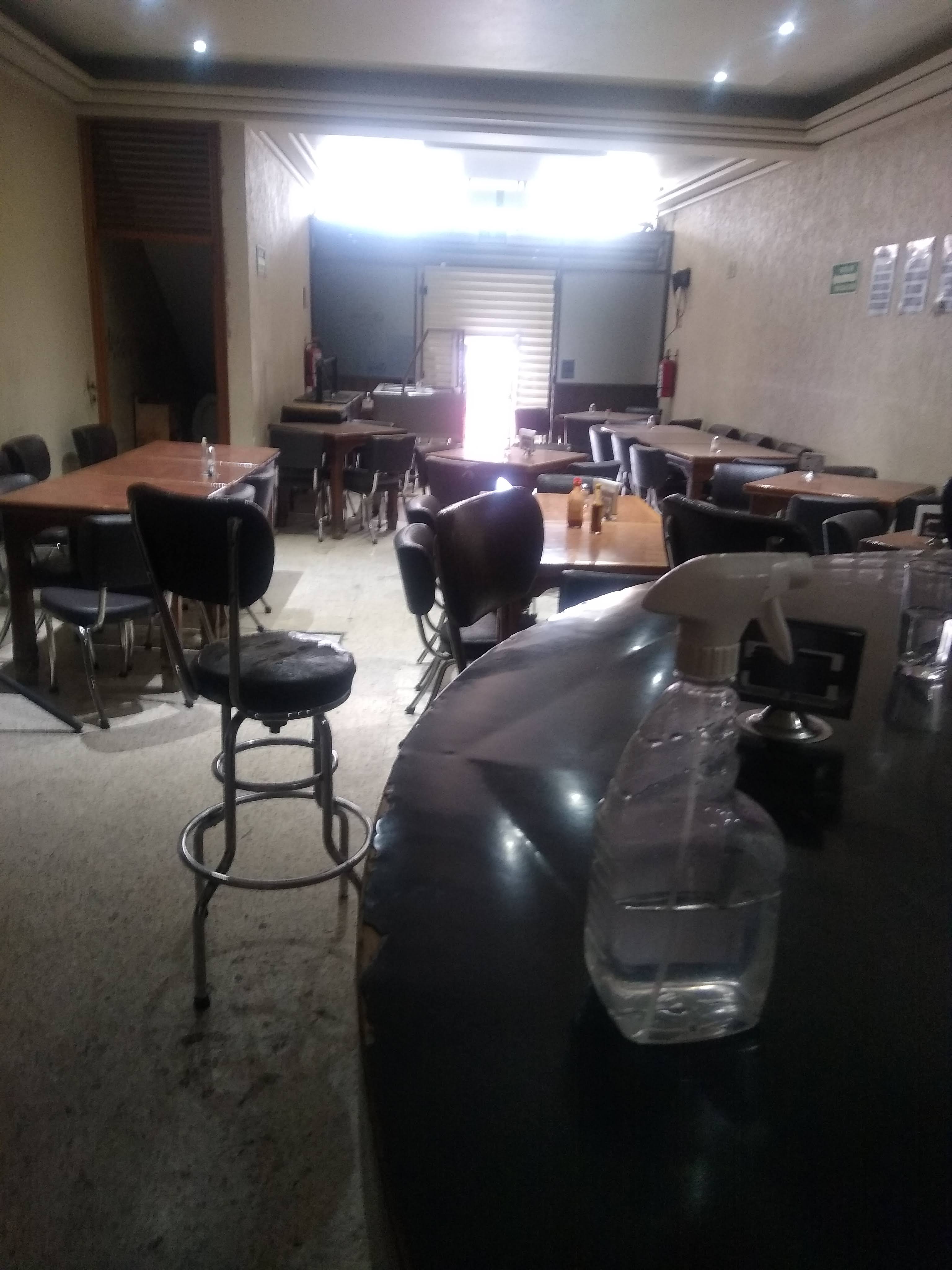 La Nueva Lucha Cantina image 9