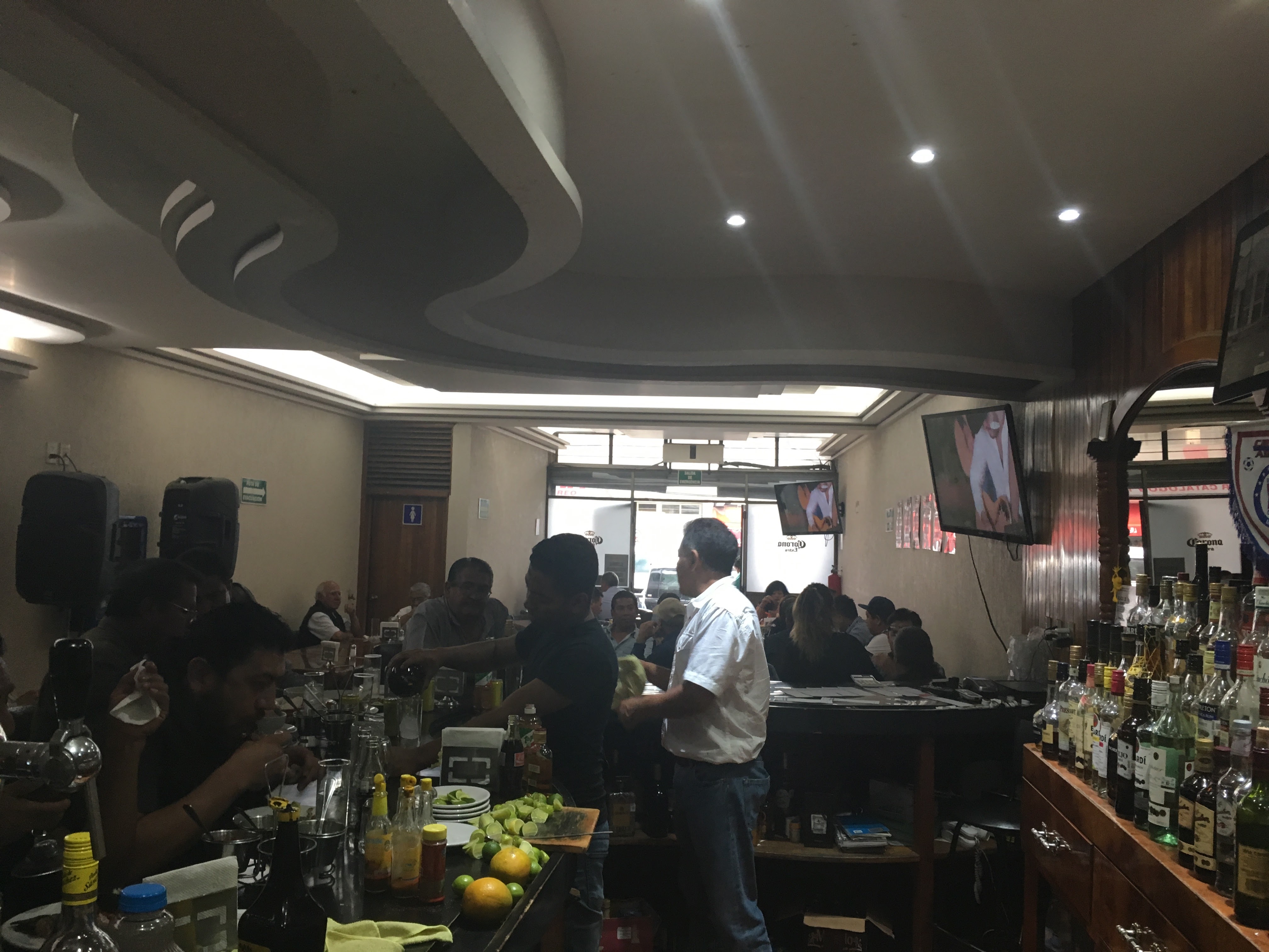 La Nueva Lucha Cantina image 10