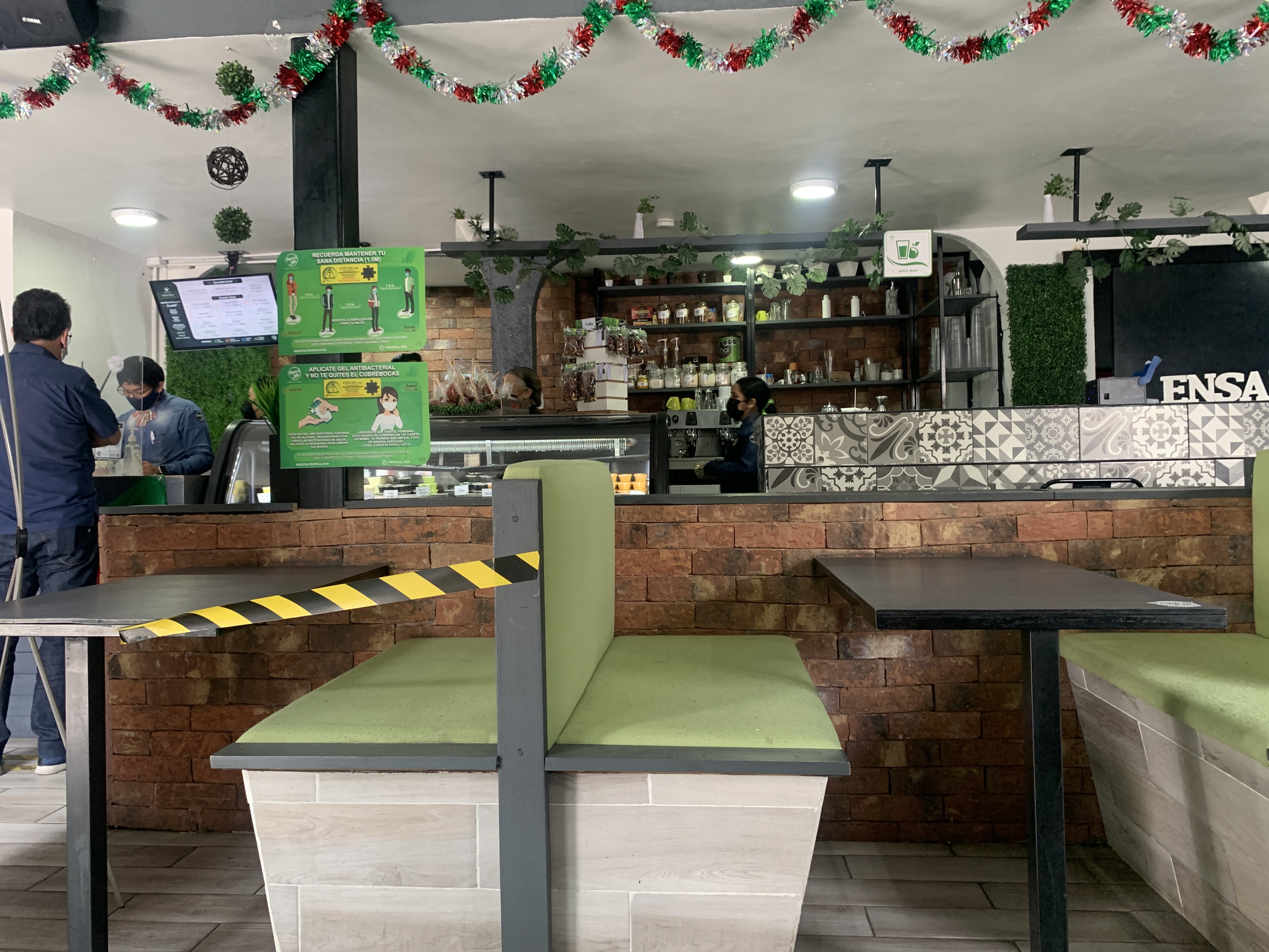 Tropical Kok image 1