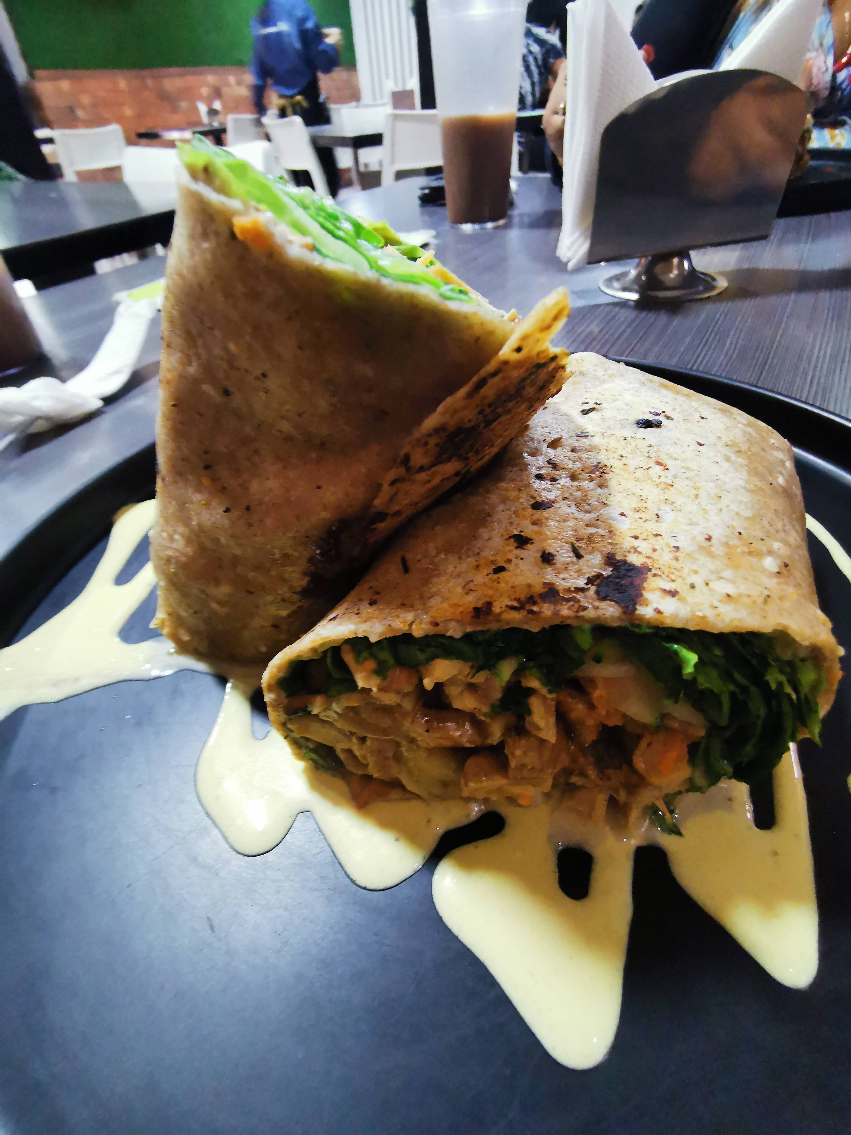 Tropical Kok image 3