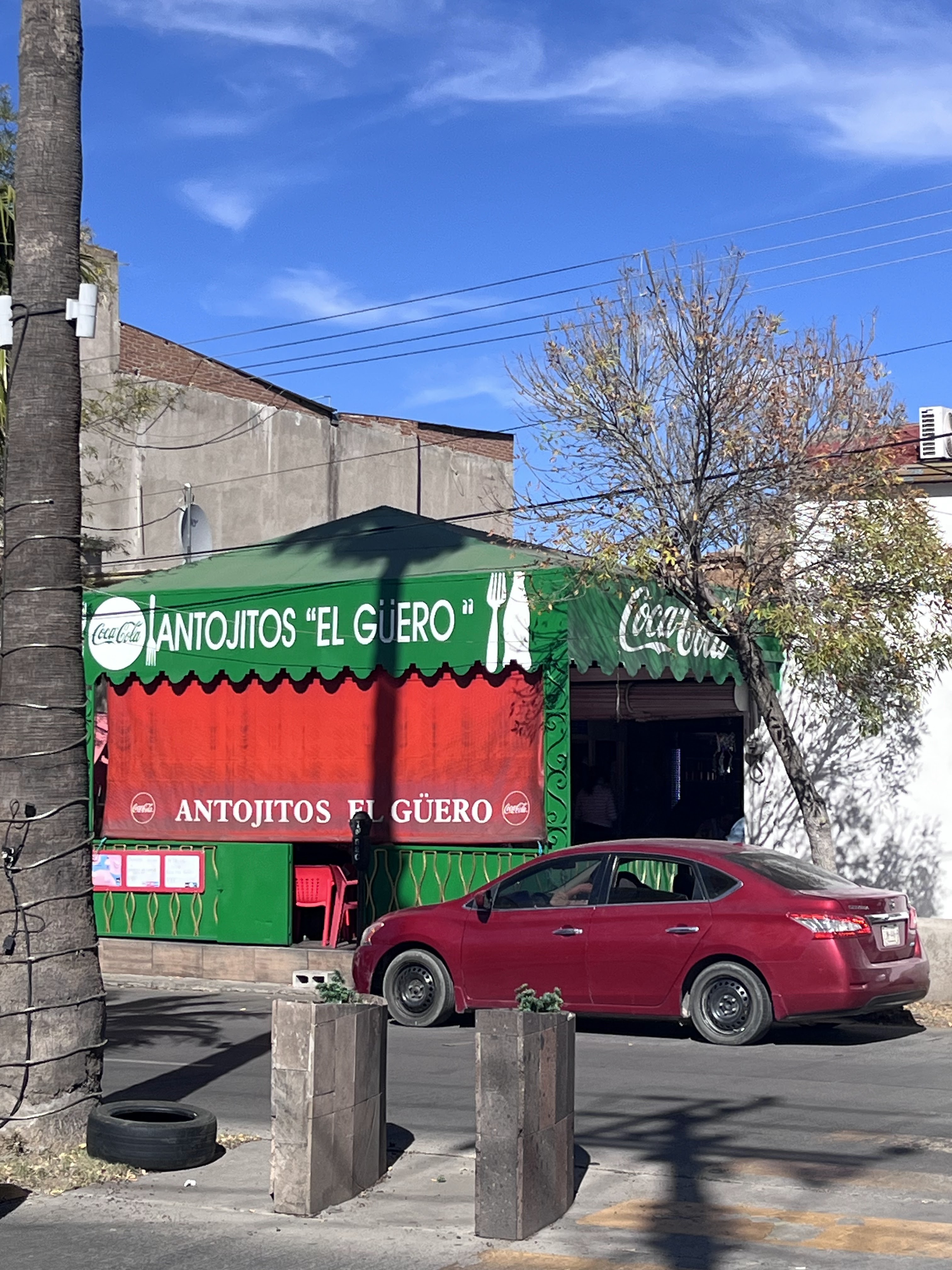 Antojitos El Güero image 1