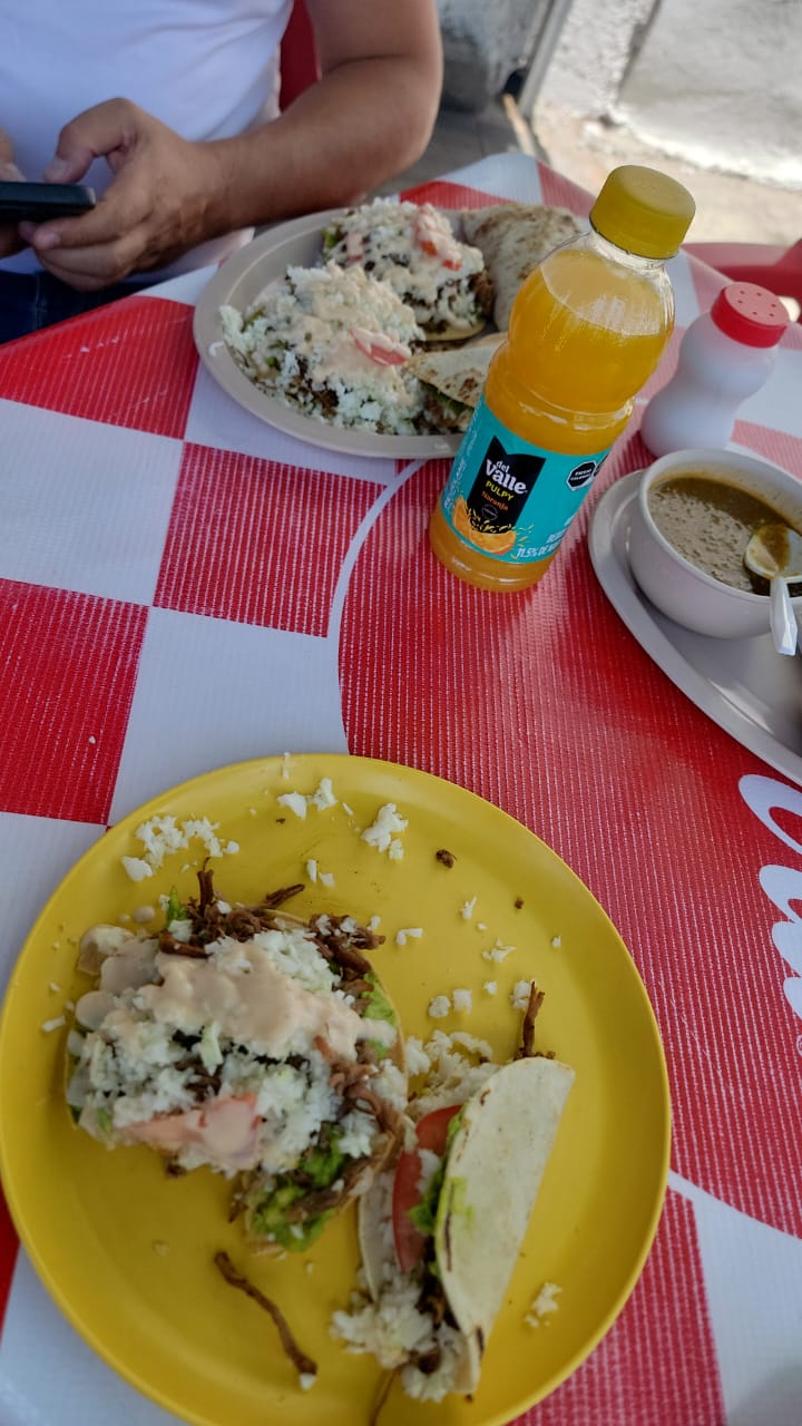 Antojitos El Güero image 4