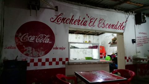 Lonchería el escondite image 7