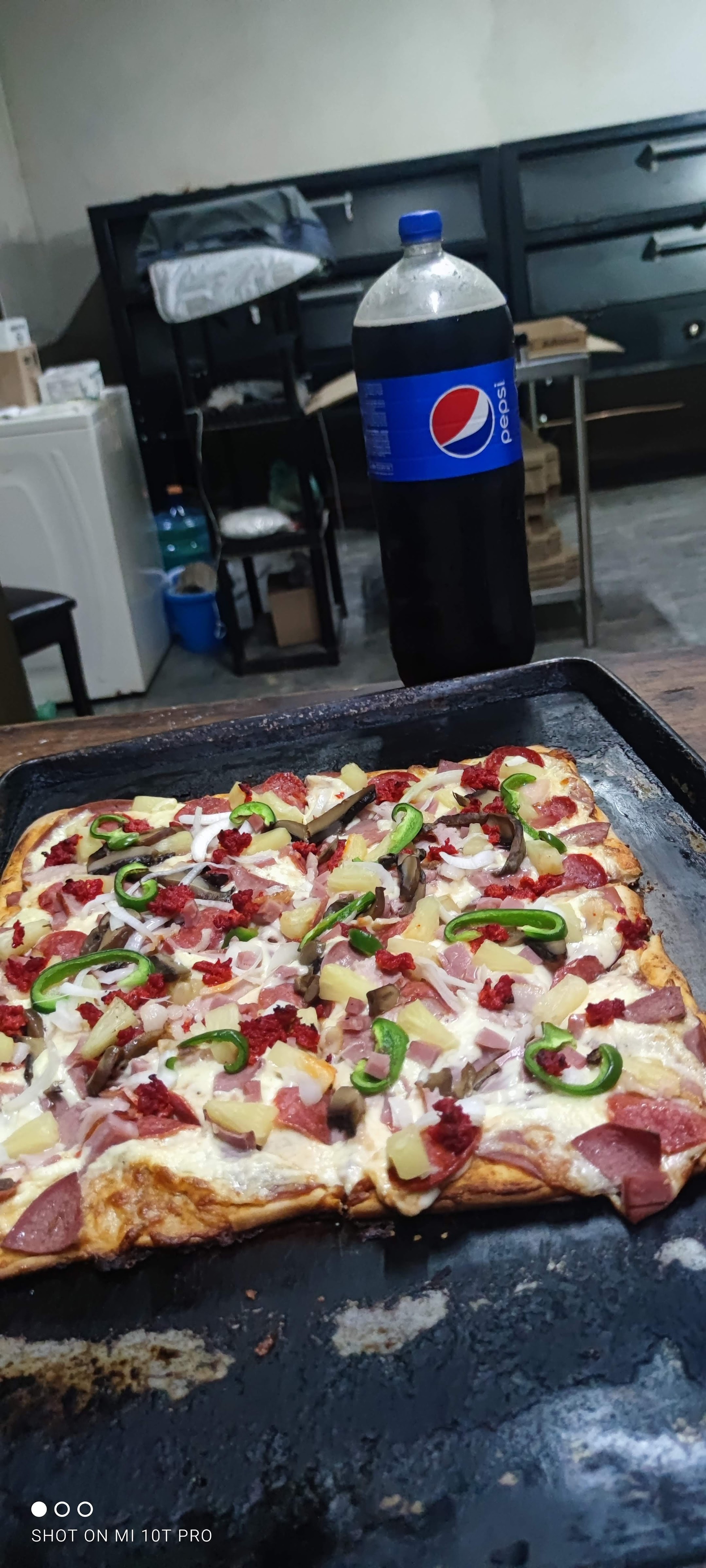 Guayaco's pizza image 3