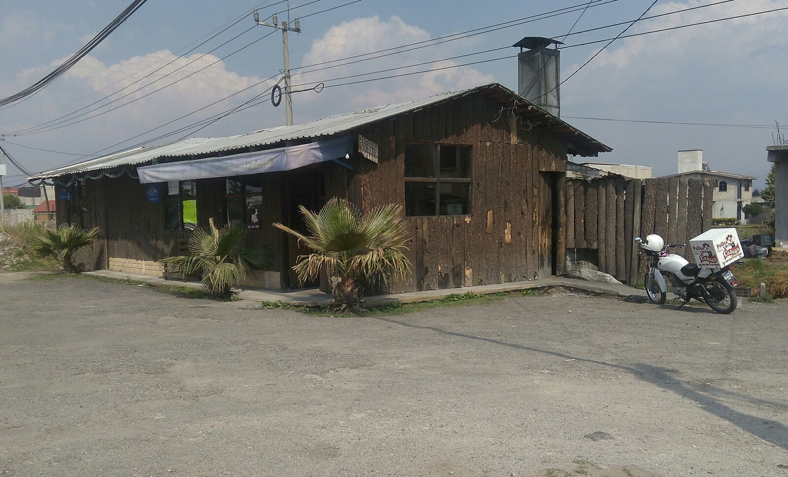 Pollos La Cabaña image 1