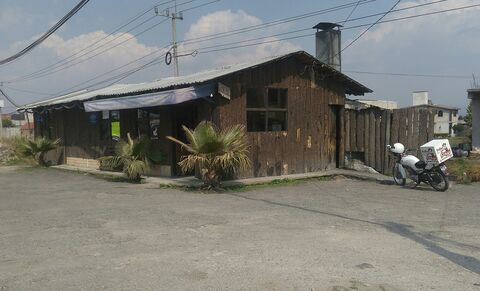 Pollos La Cabaña image 1