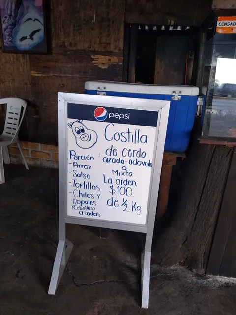 Pollos La Cabaña image 3