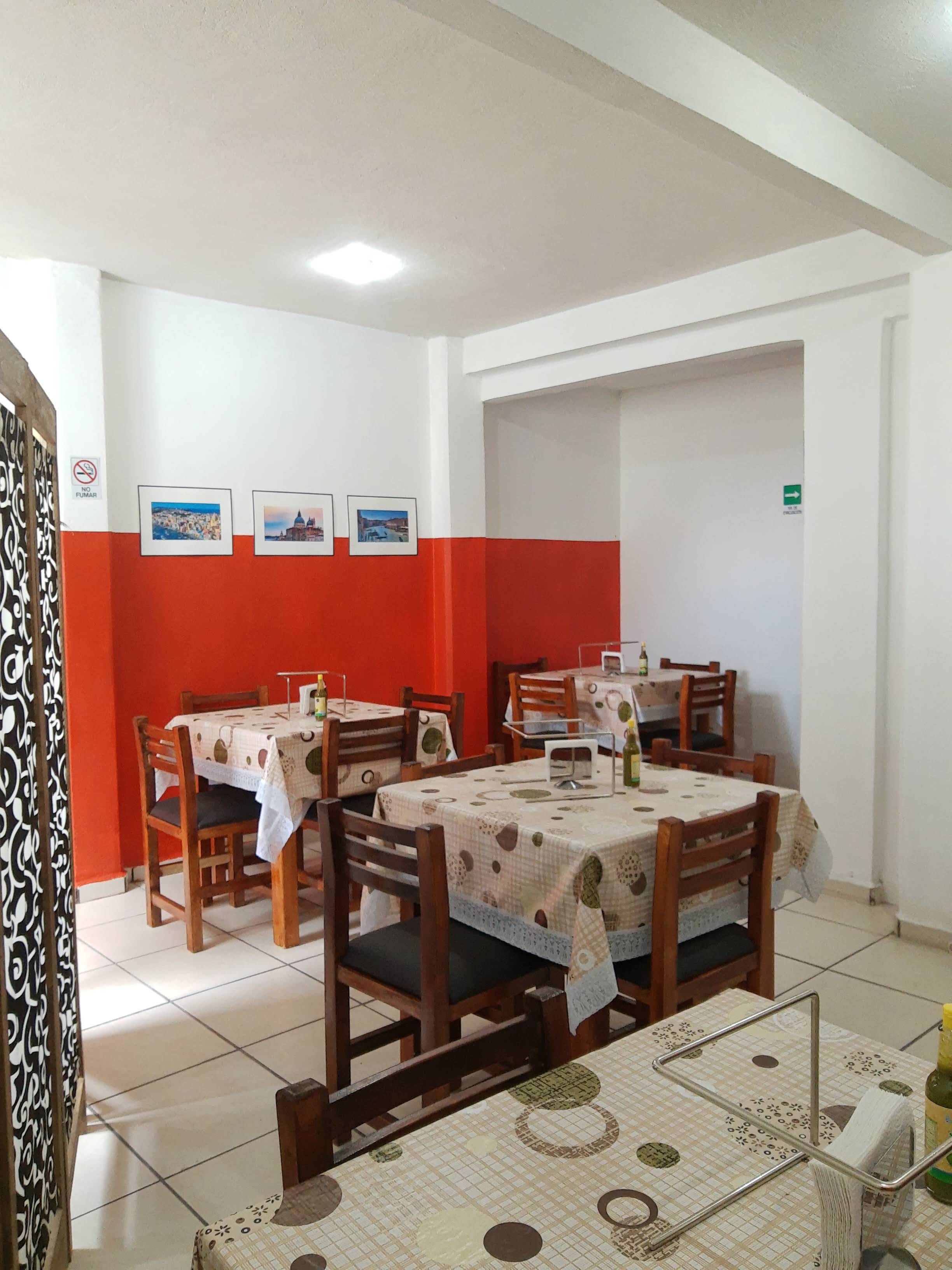 Dolce Vita Pizzería image 1