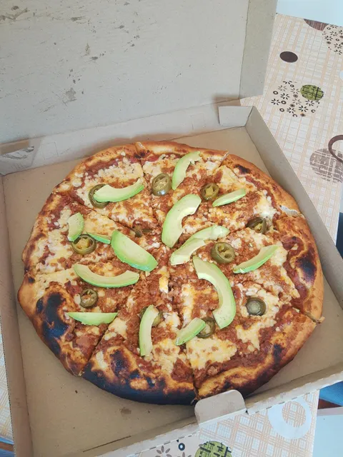 Dolce Vita Pizzería image 5
