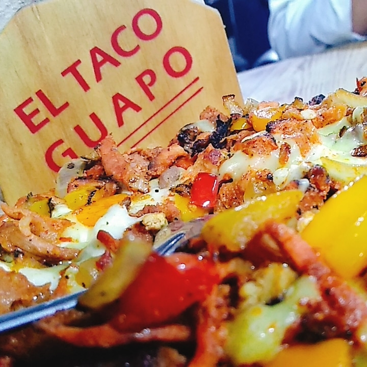 "EL TACO GUAPO" image 5