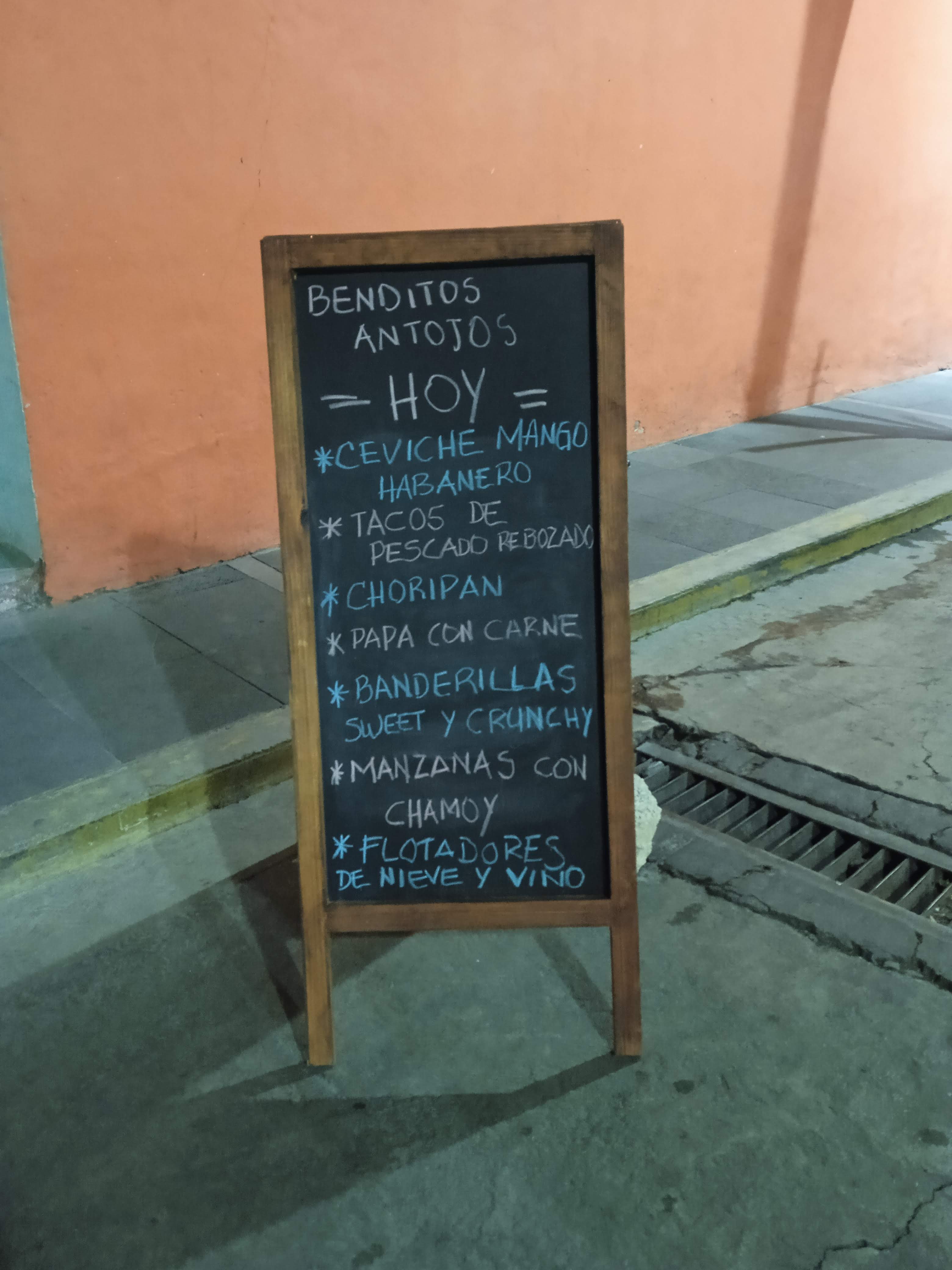 Benditos Antojos image 1