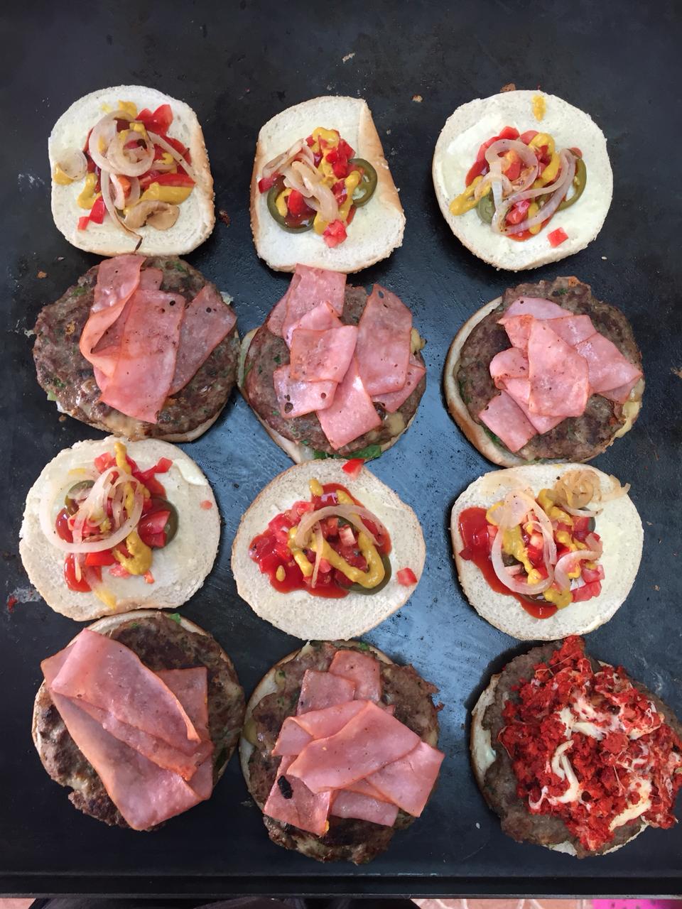 Chelelo´s Snacks & Beer image 4