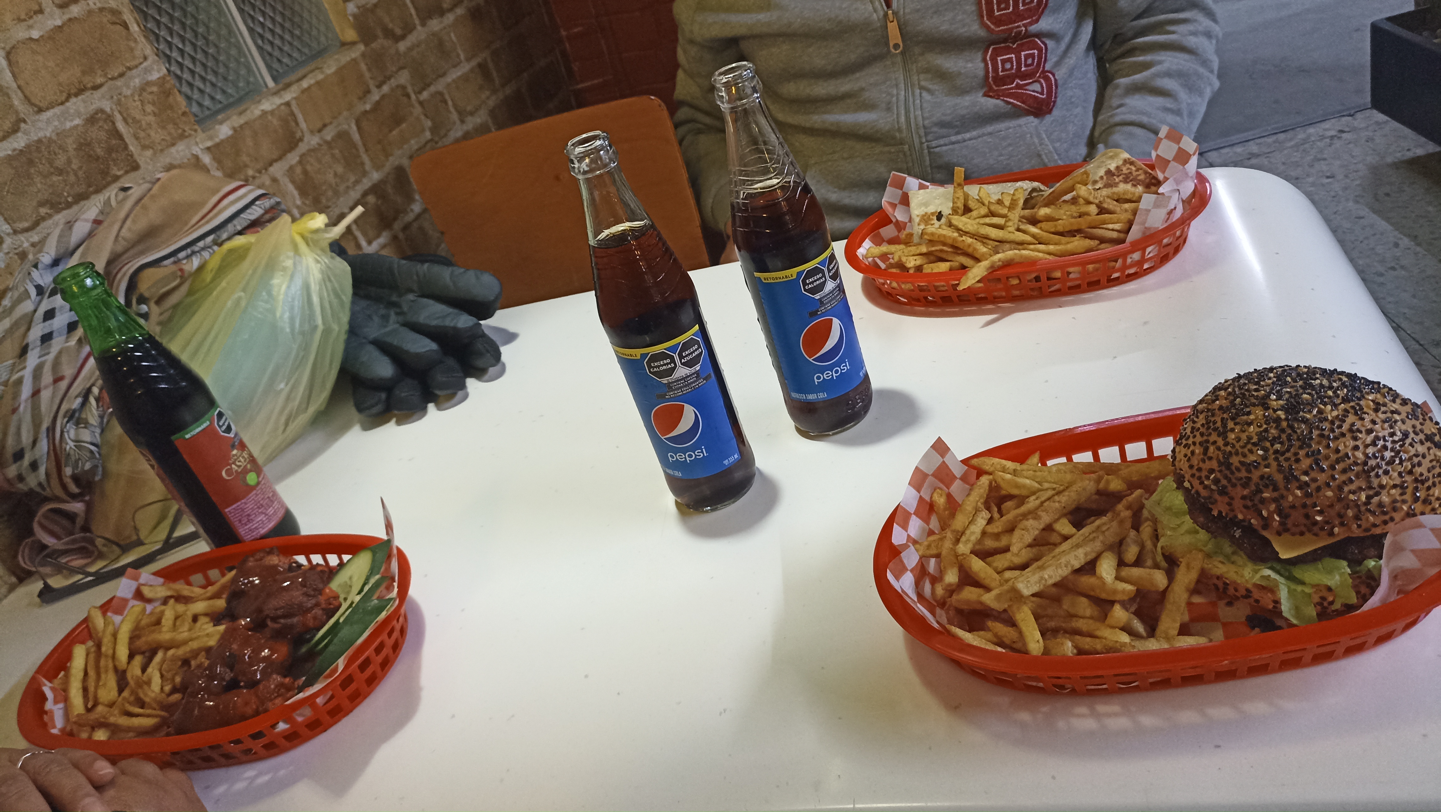 Burguer Grill Pup los Reyes image 9