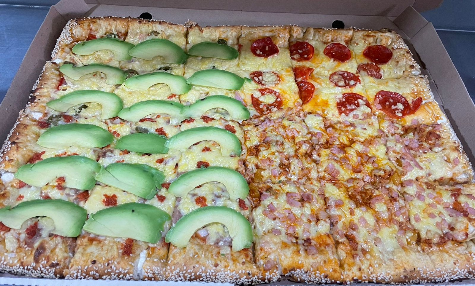 Luilly's Pizza image 2