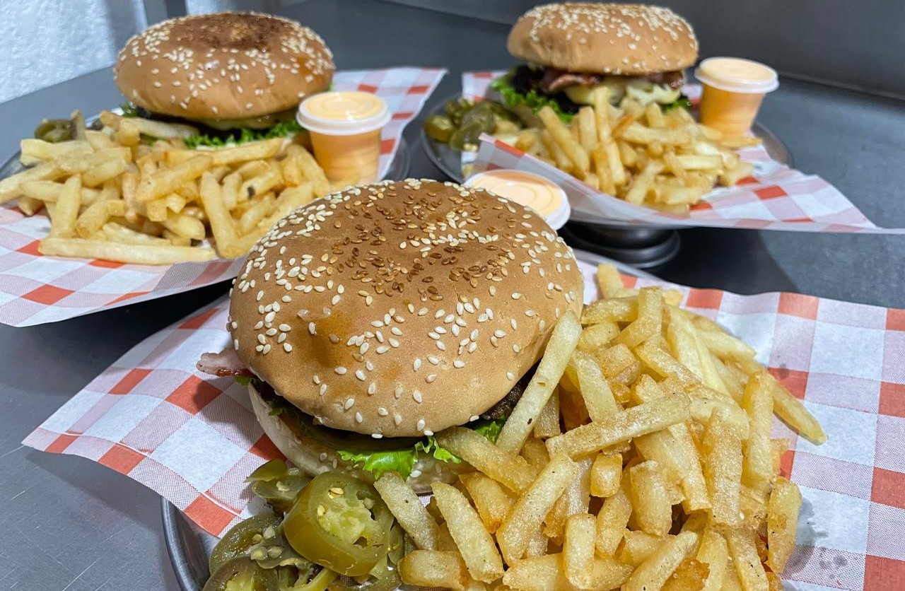 Luilly's Pizza image 5