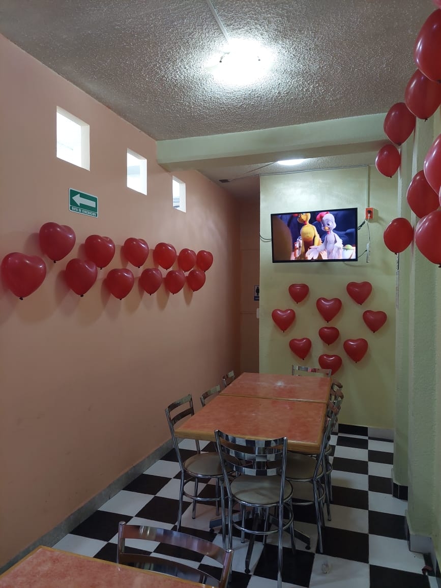 Luilly's Pizza image 8