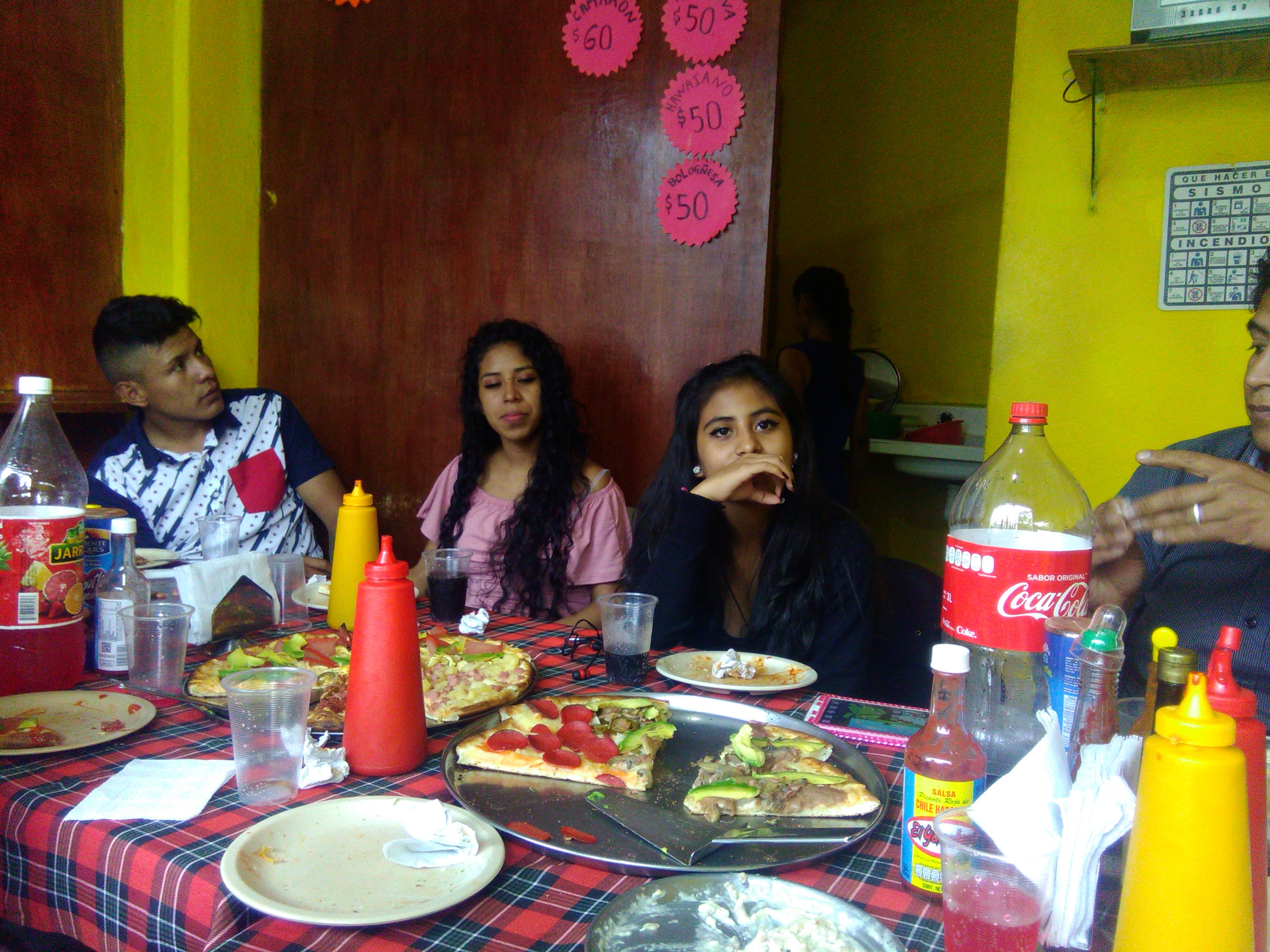 Denny Pizzas image 5