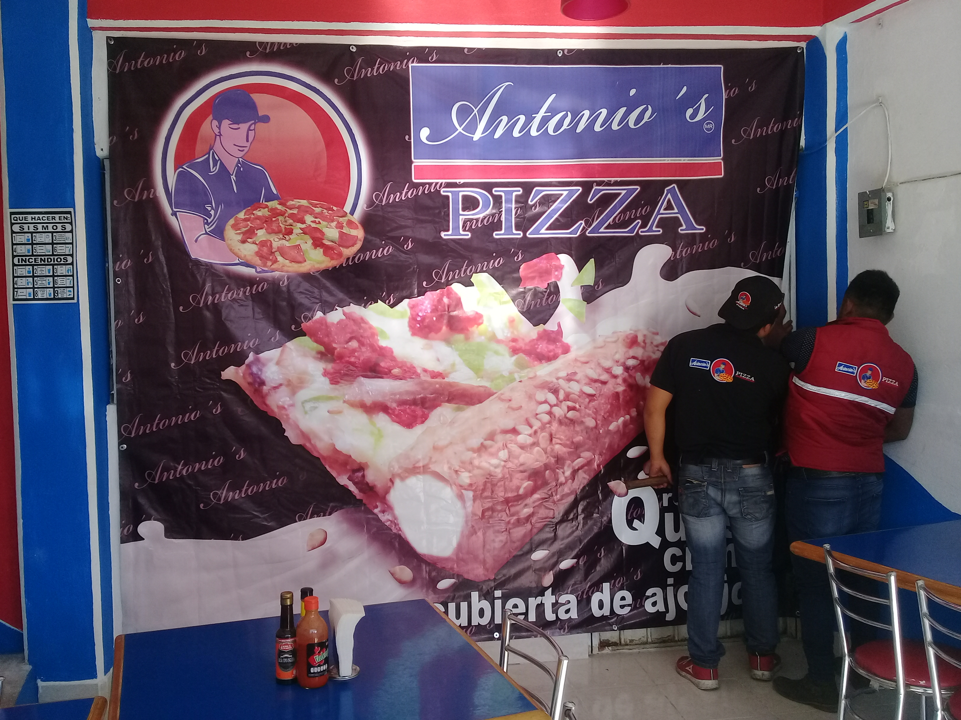 Antonios pizza -LOS REYES image 3