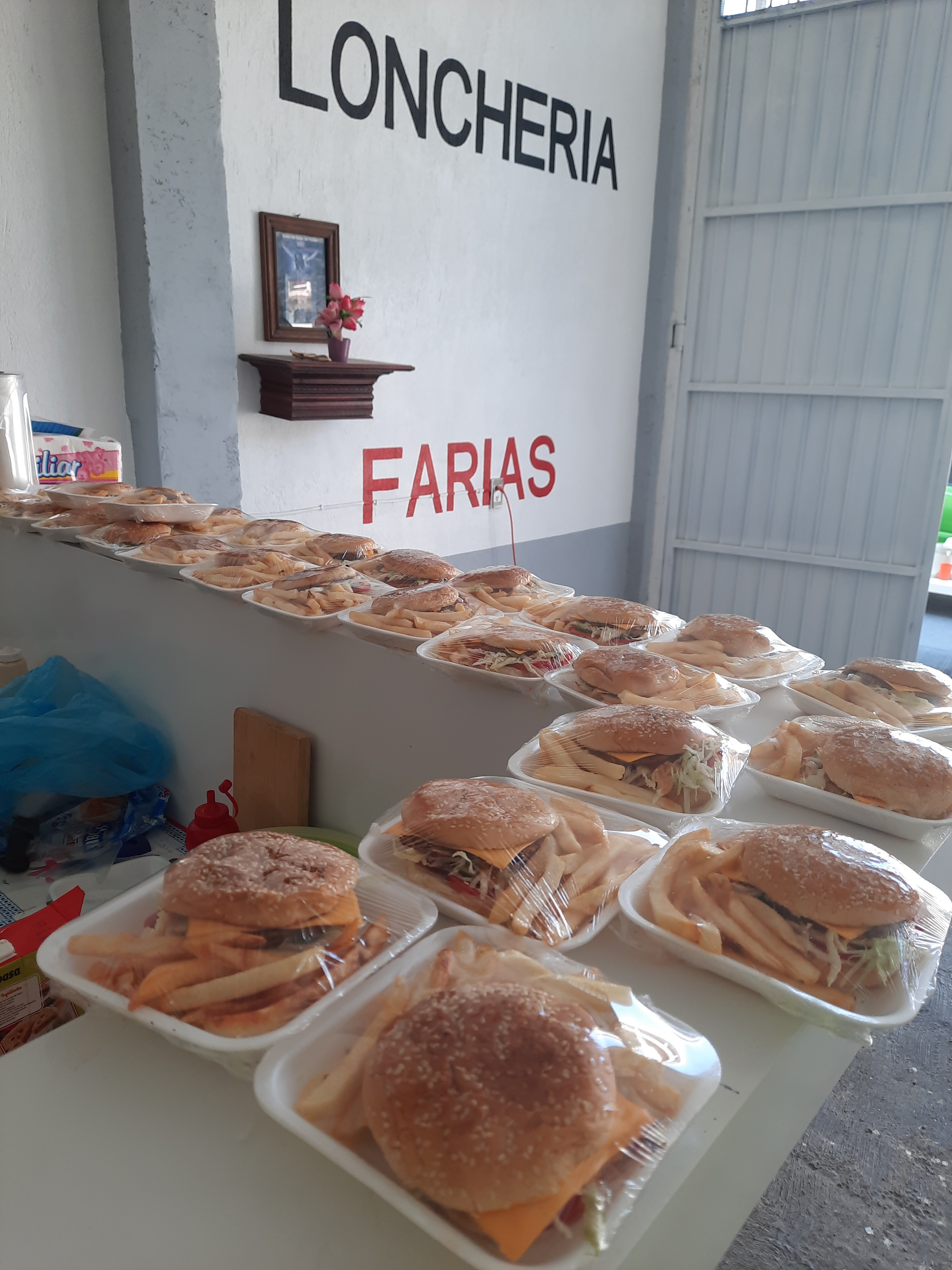 Loncheria Farías image 3