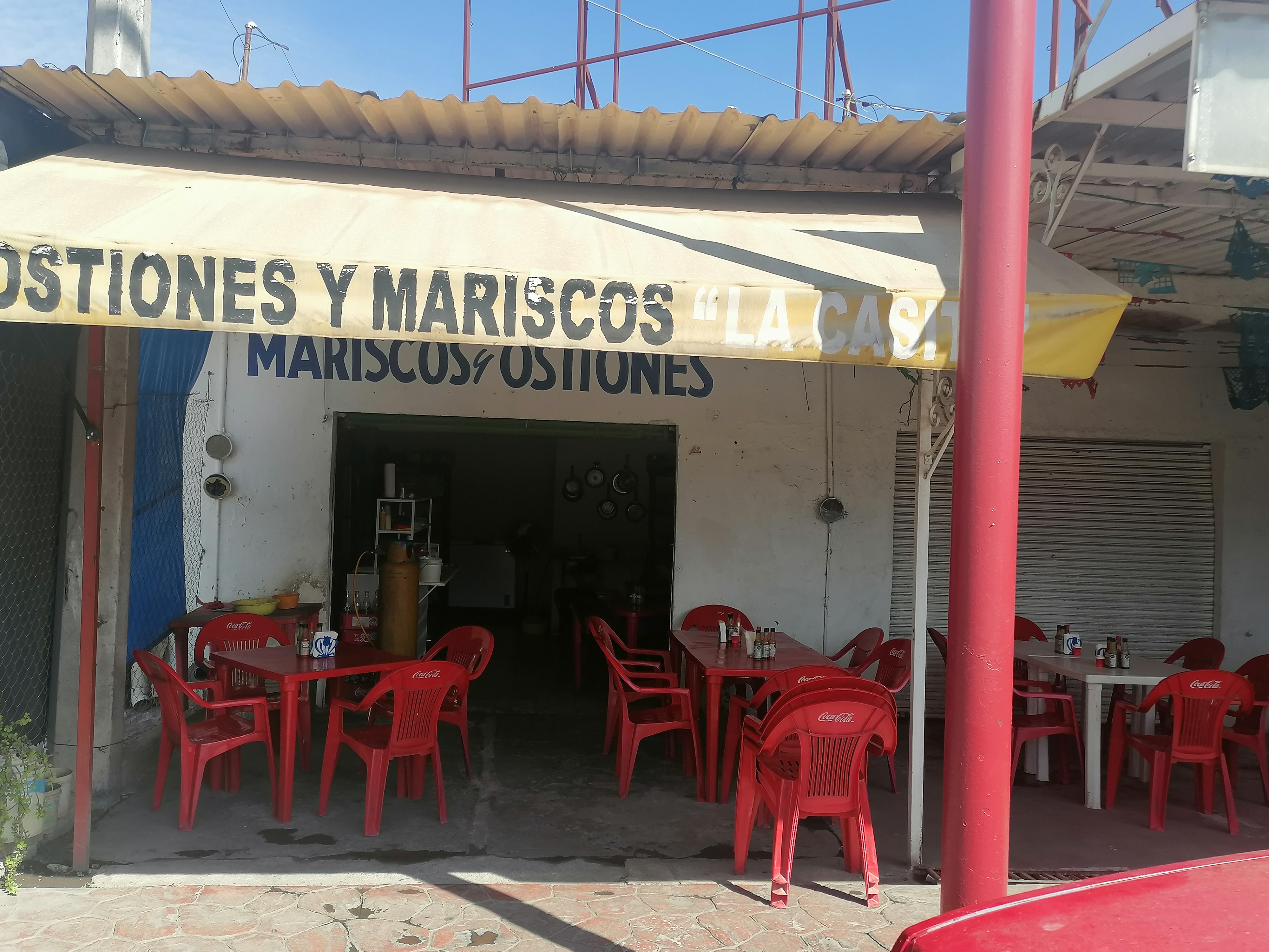 Mariscos la casita image 7