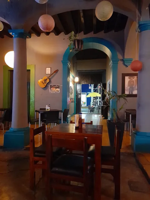 CAPRI SNACK BAR image 6