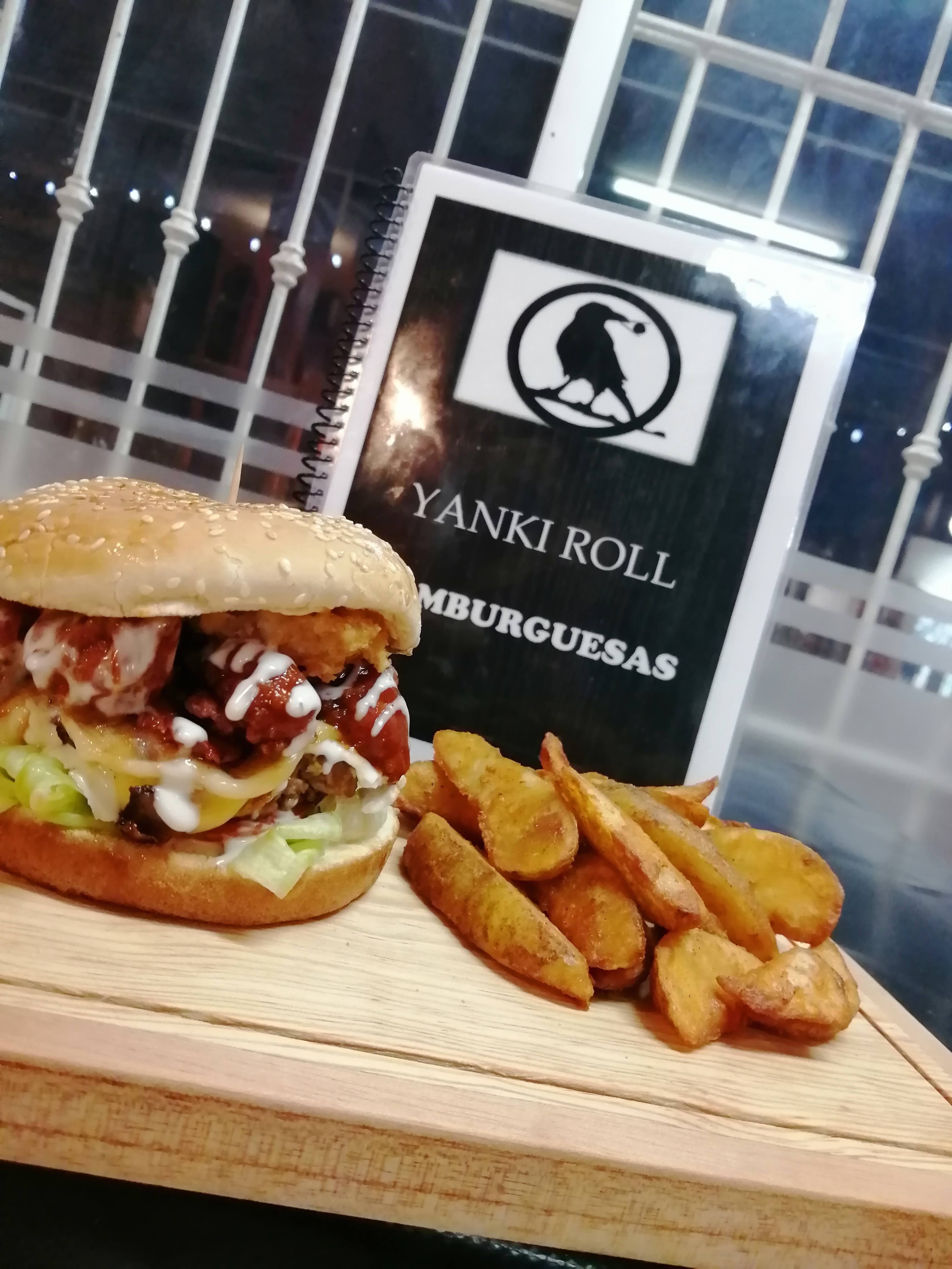 Yanki Roll Sushi & Hamburguesas image 4