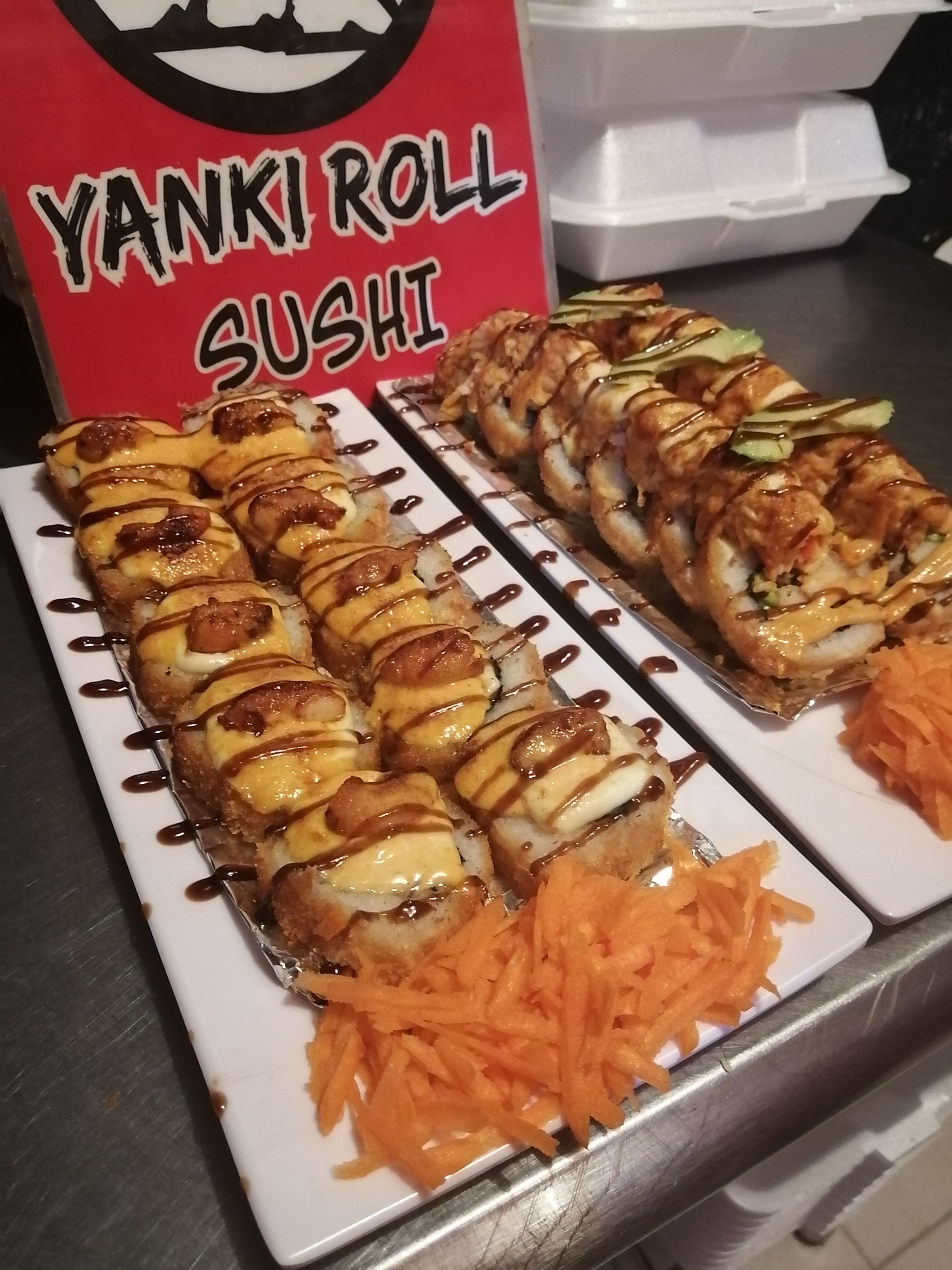 Yanki Roll Sushi & Hamburguesas image 5