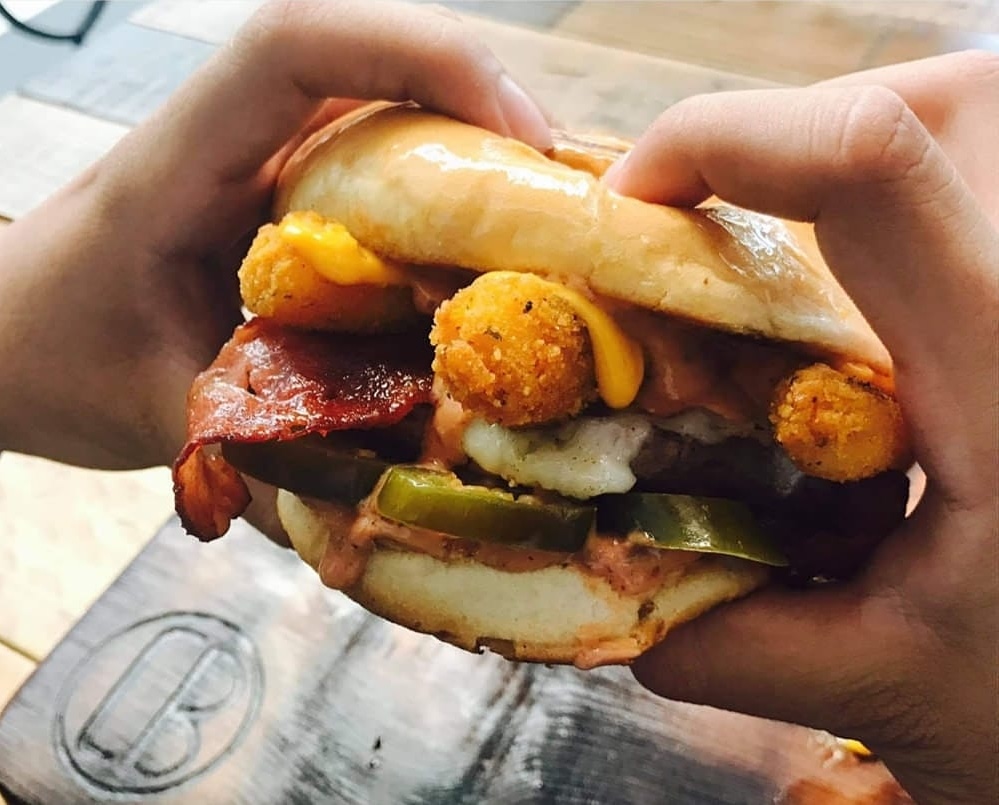 Yanki Roll Sushi & Hamburguesas image 6