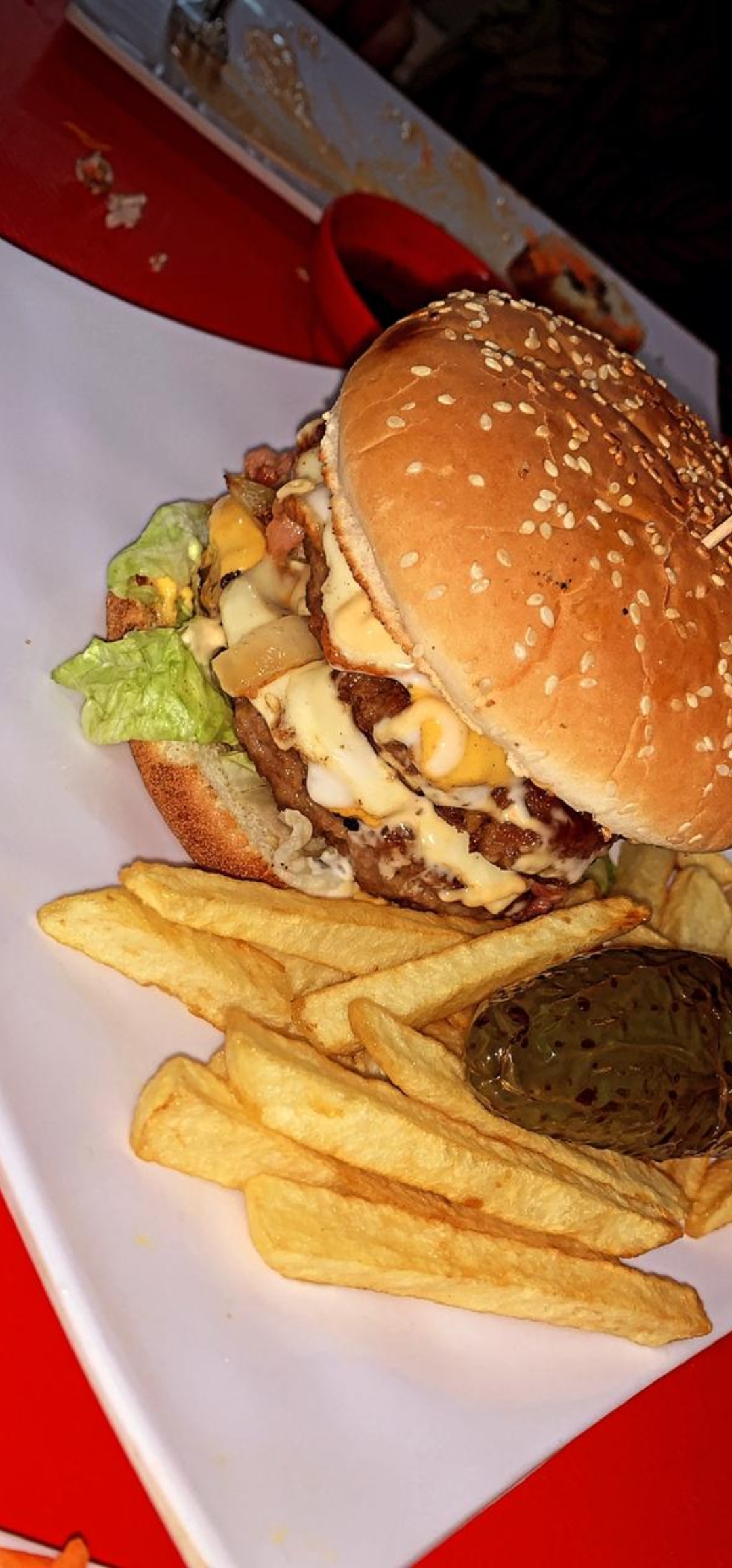 Yanki Roll Sushi & Hamburguesas image 8