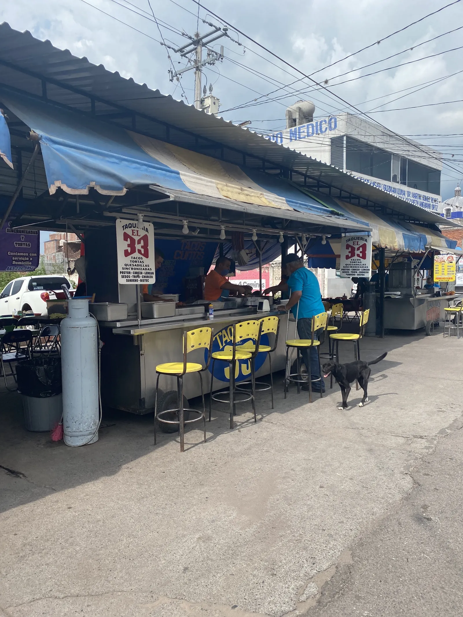 Taqueria el 33 image 2