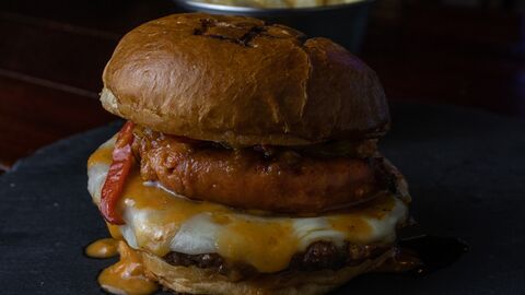 Fuego rey Lounge burger & Tacos image 2