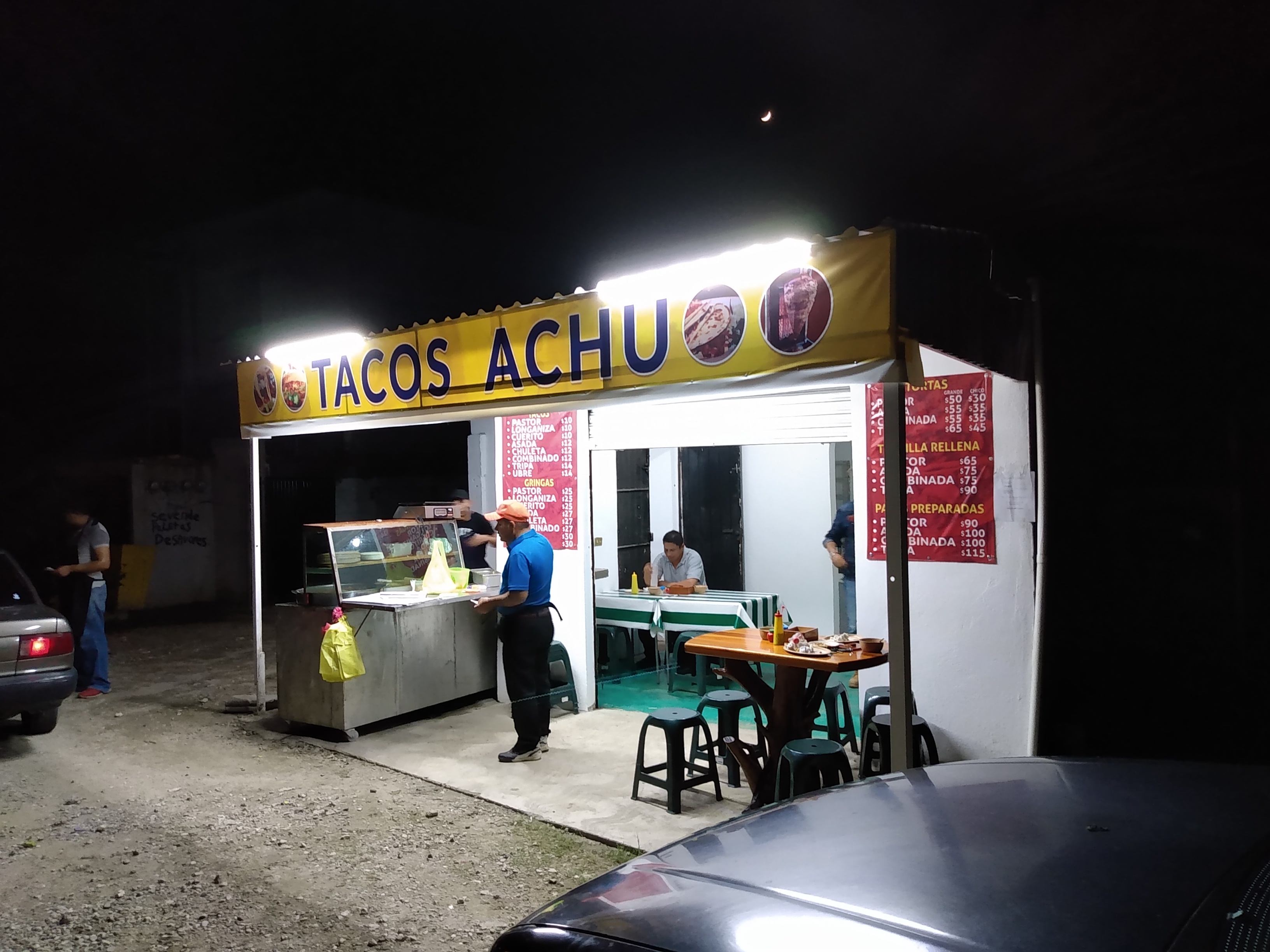 Taquería achu image 1