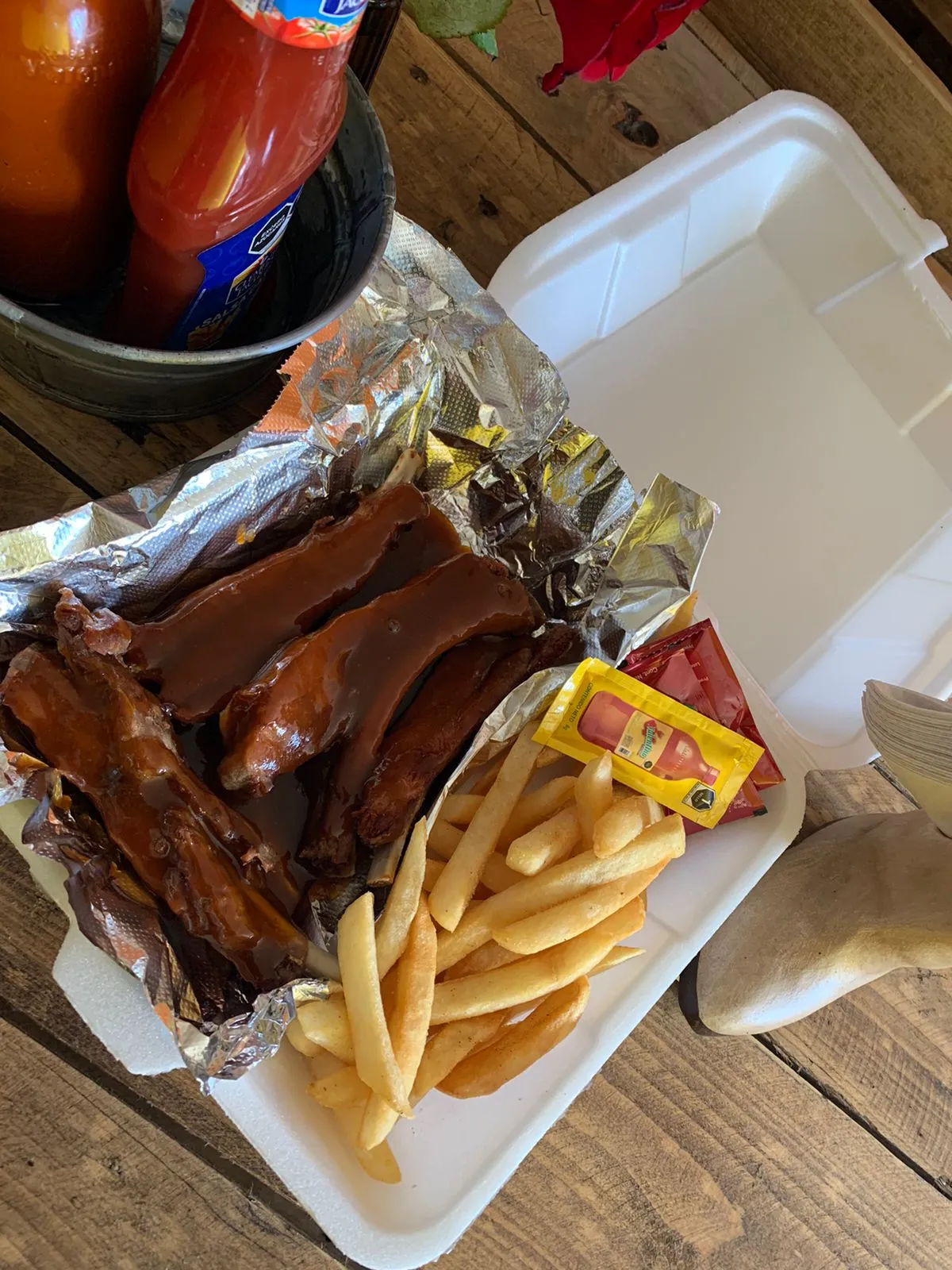 Wing's & mas image 8