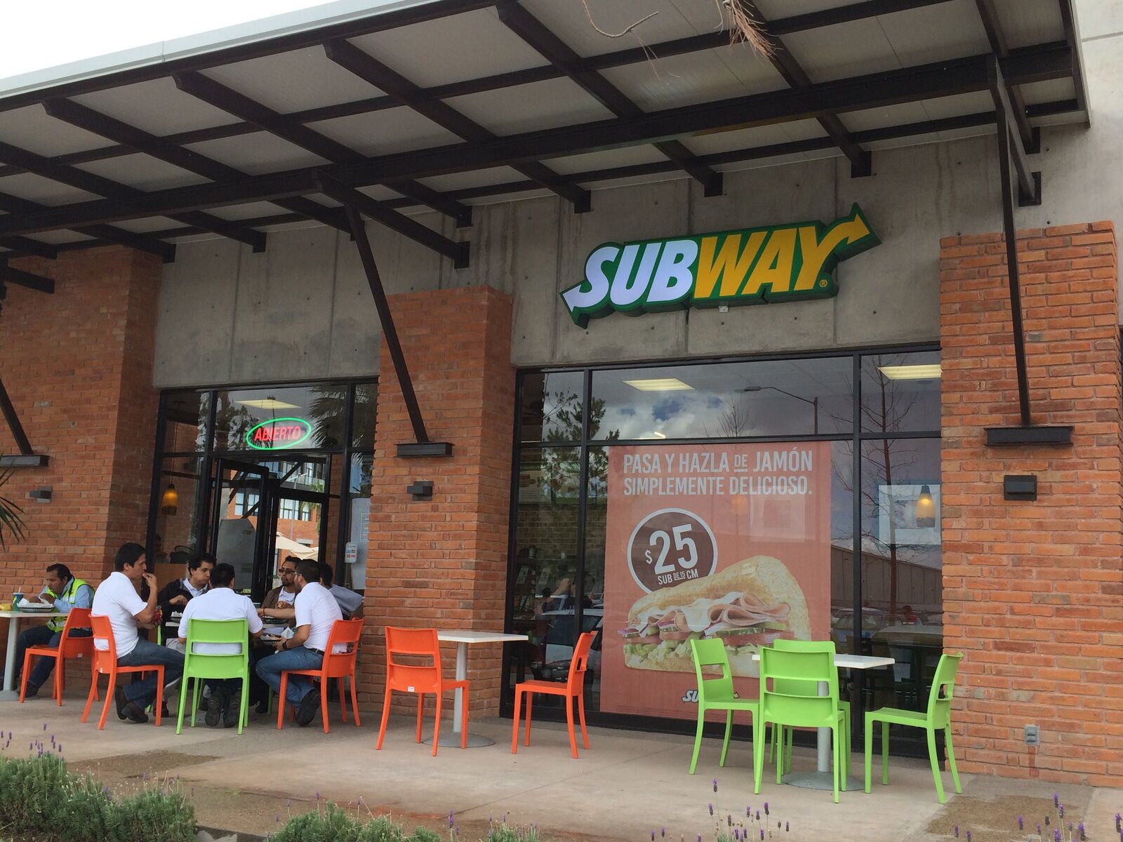 Subway image 3