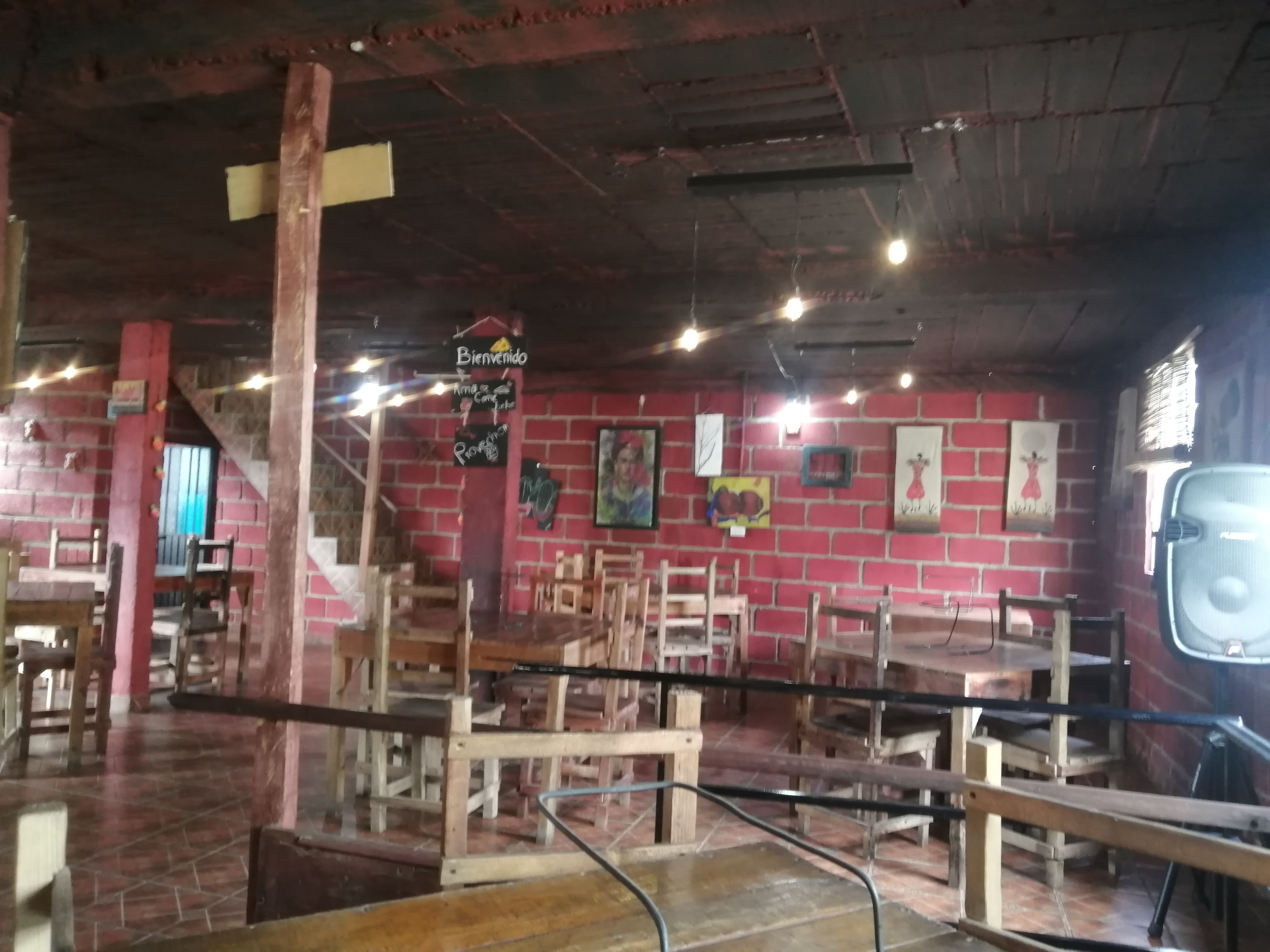 Artisan pizza image 9