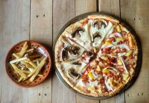 Mineros Pizza image 1