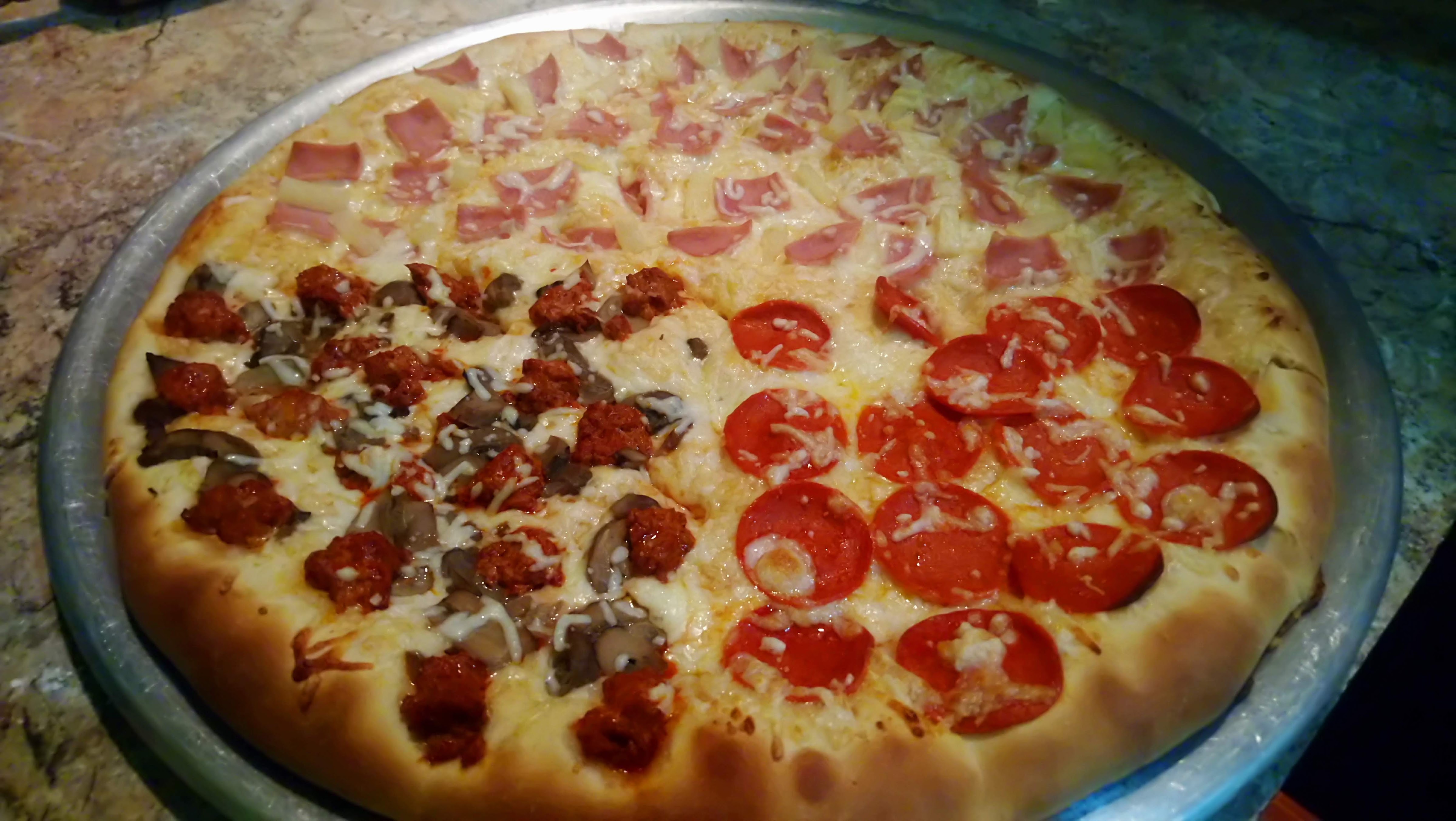 GŰEROS PIZZA image 9