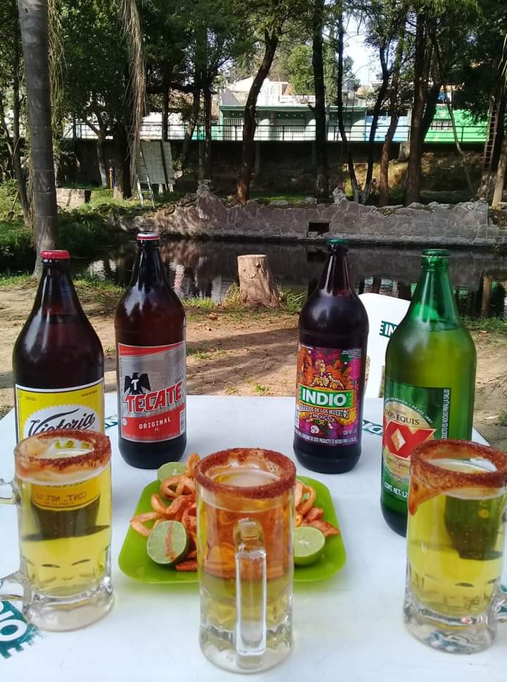 Micheladas Dylan's Bar image 2