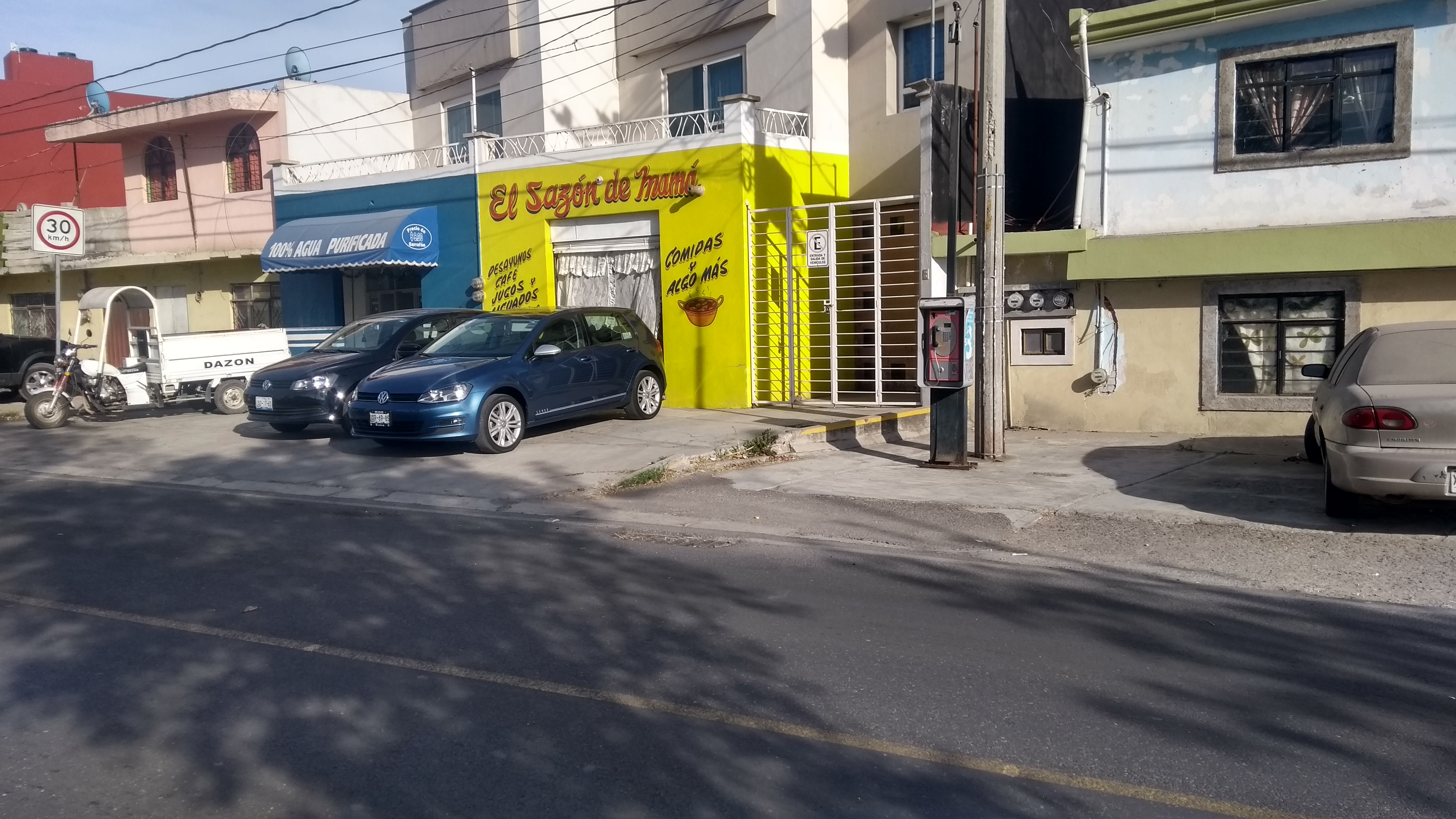 El Sazón de mamá image 3