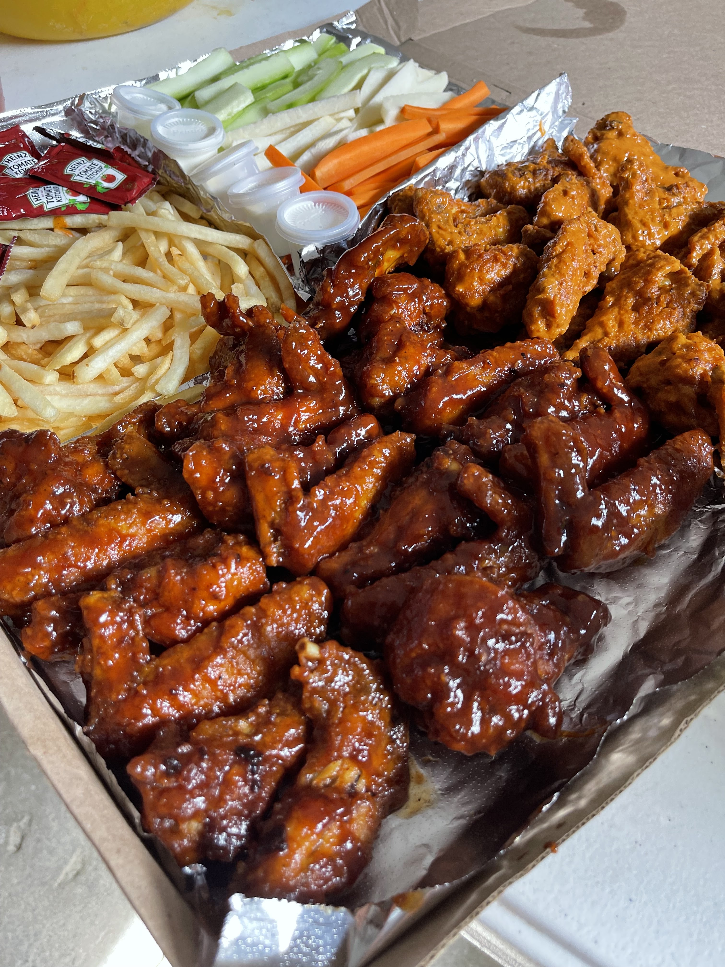 CURRO HAMBURGUESAS & SNACKS image 3