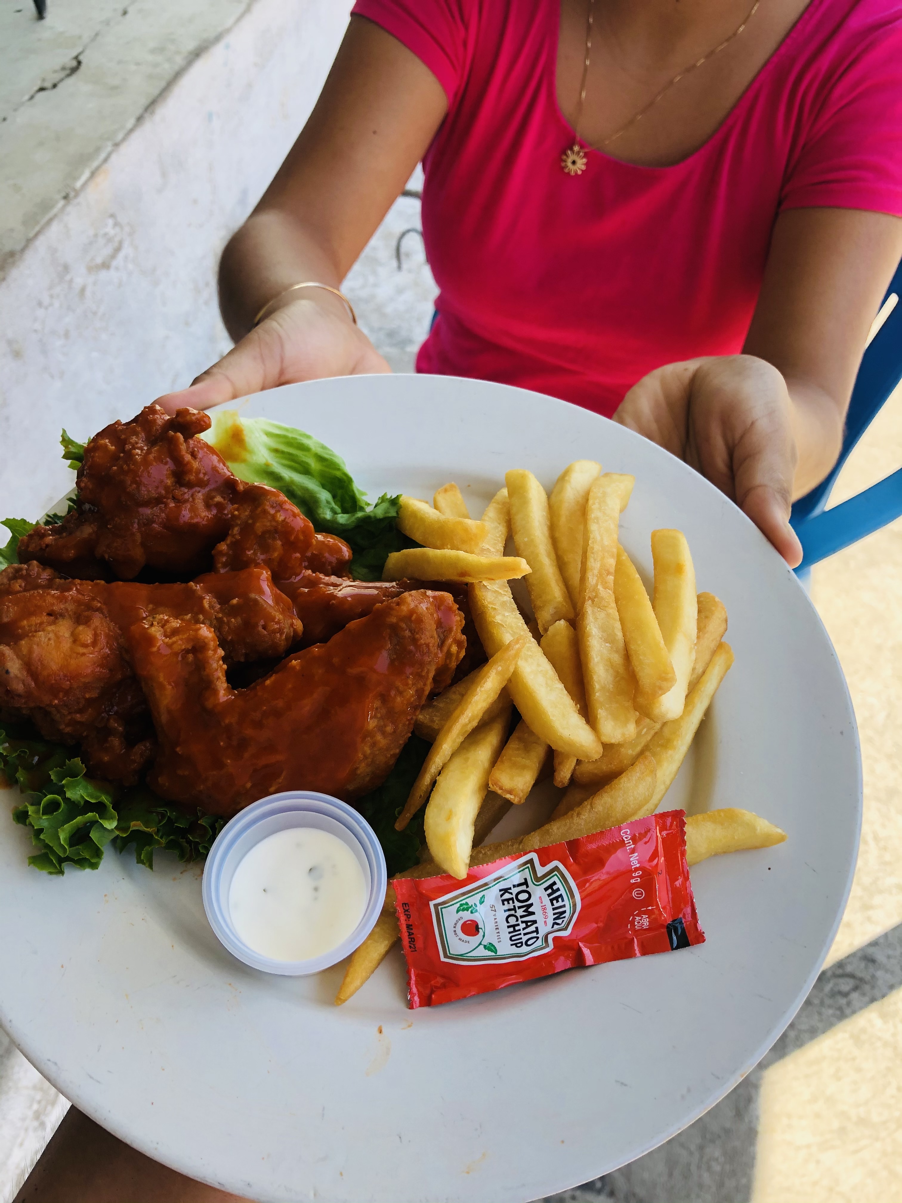 CURRO HAMBURGUESAS & SNACKS image 4