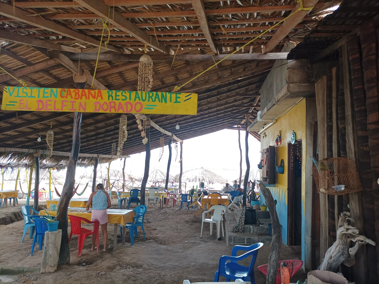 Cabaña-Restaurante "El delfín dorado* image 5