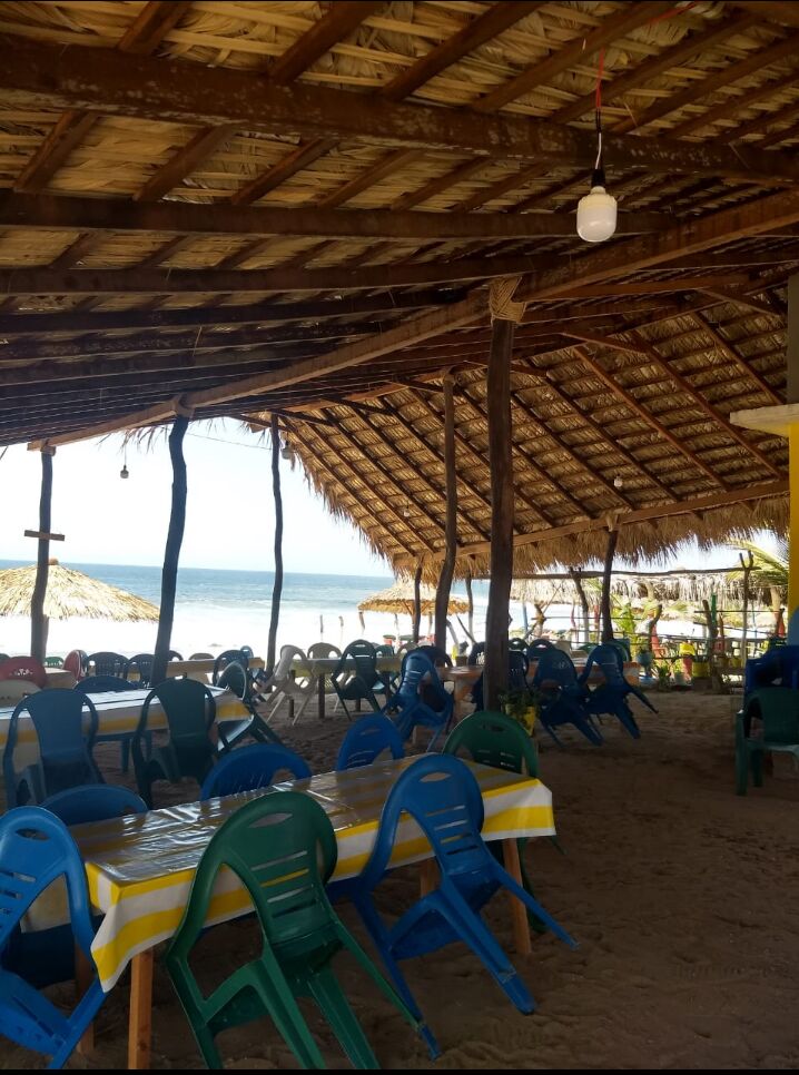 Cabaña-Restaurante "El delfín dorado* image 7