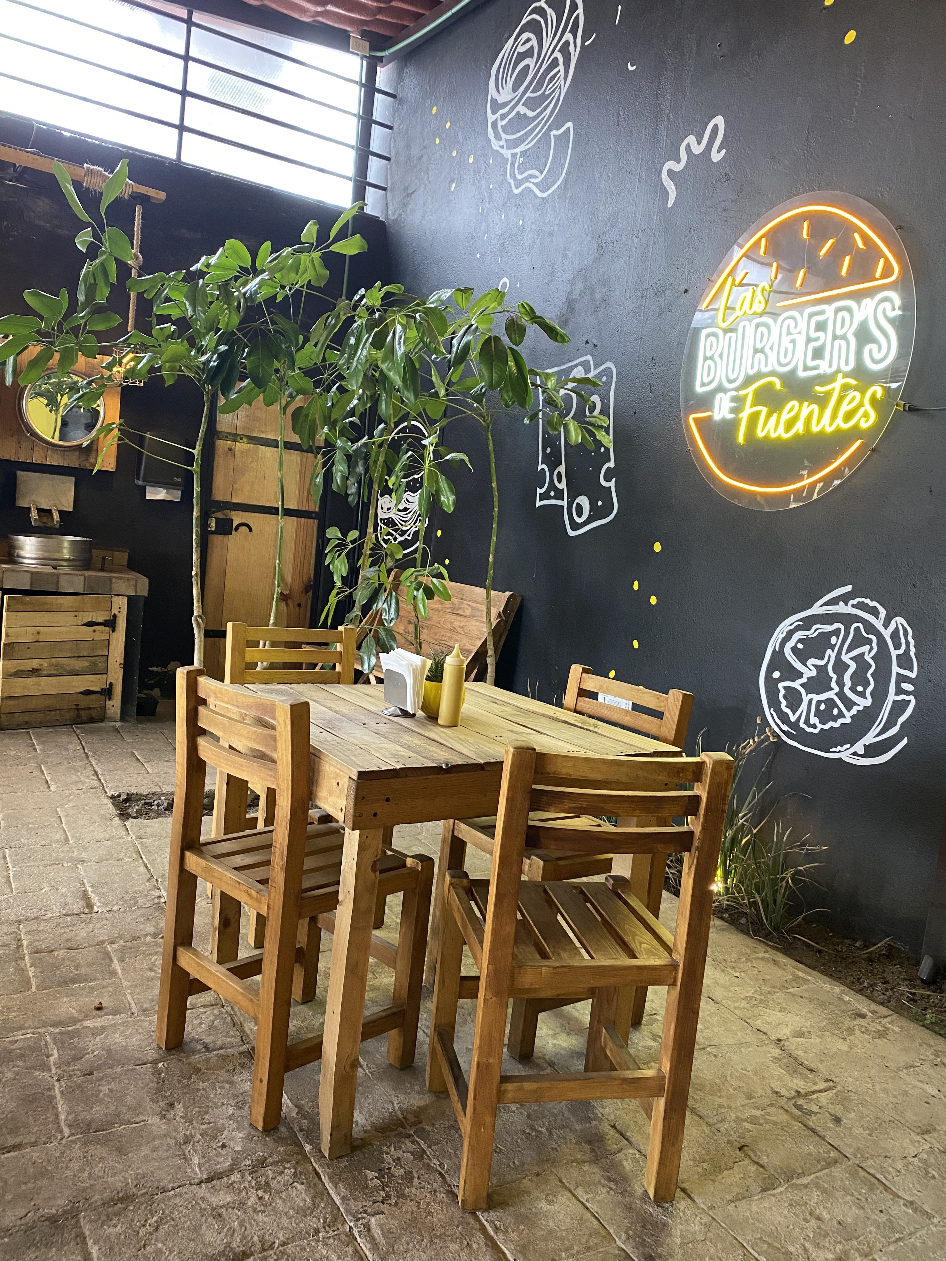 Las Burger's de Fuentes image 4