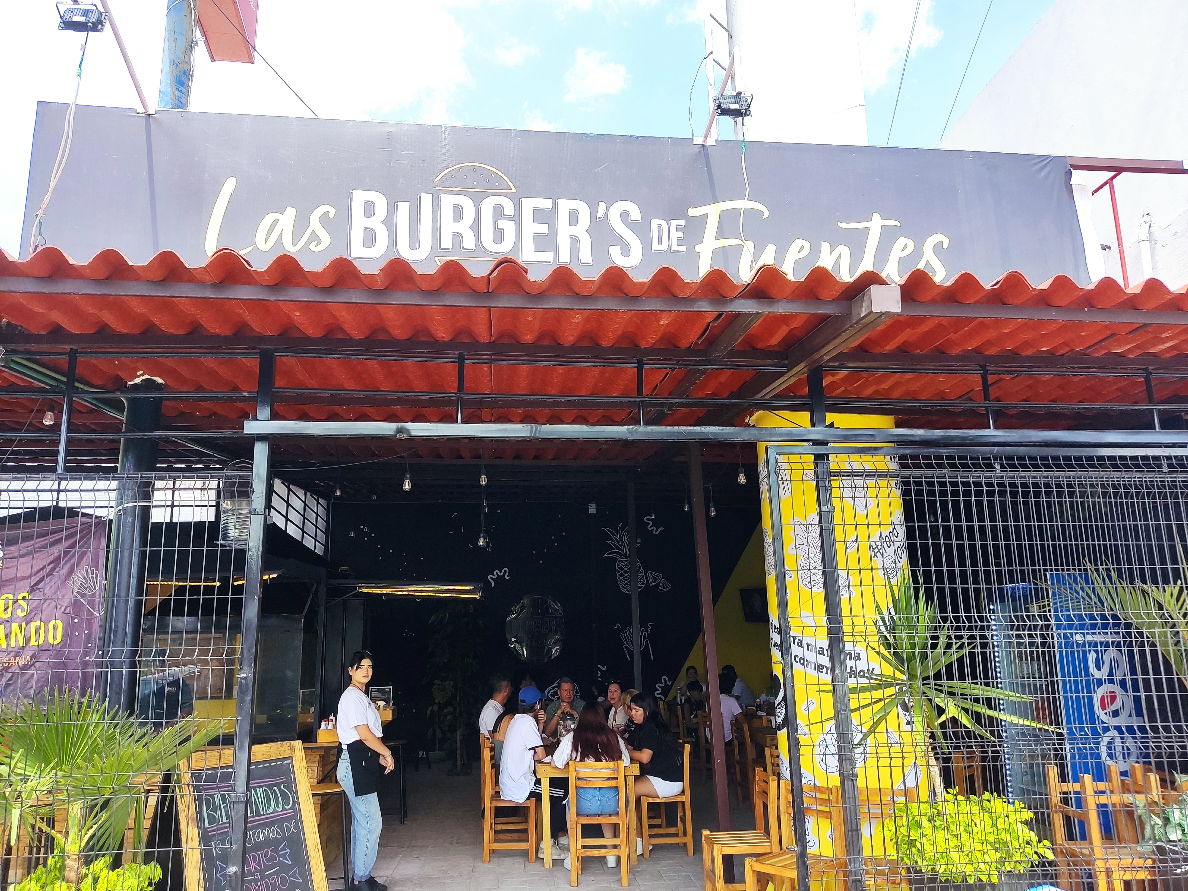 Las Burger's de Fuentes image 9