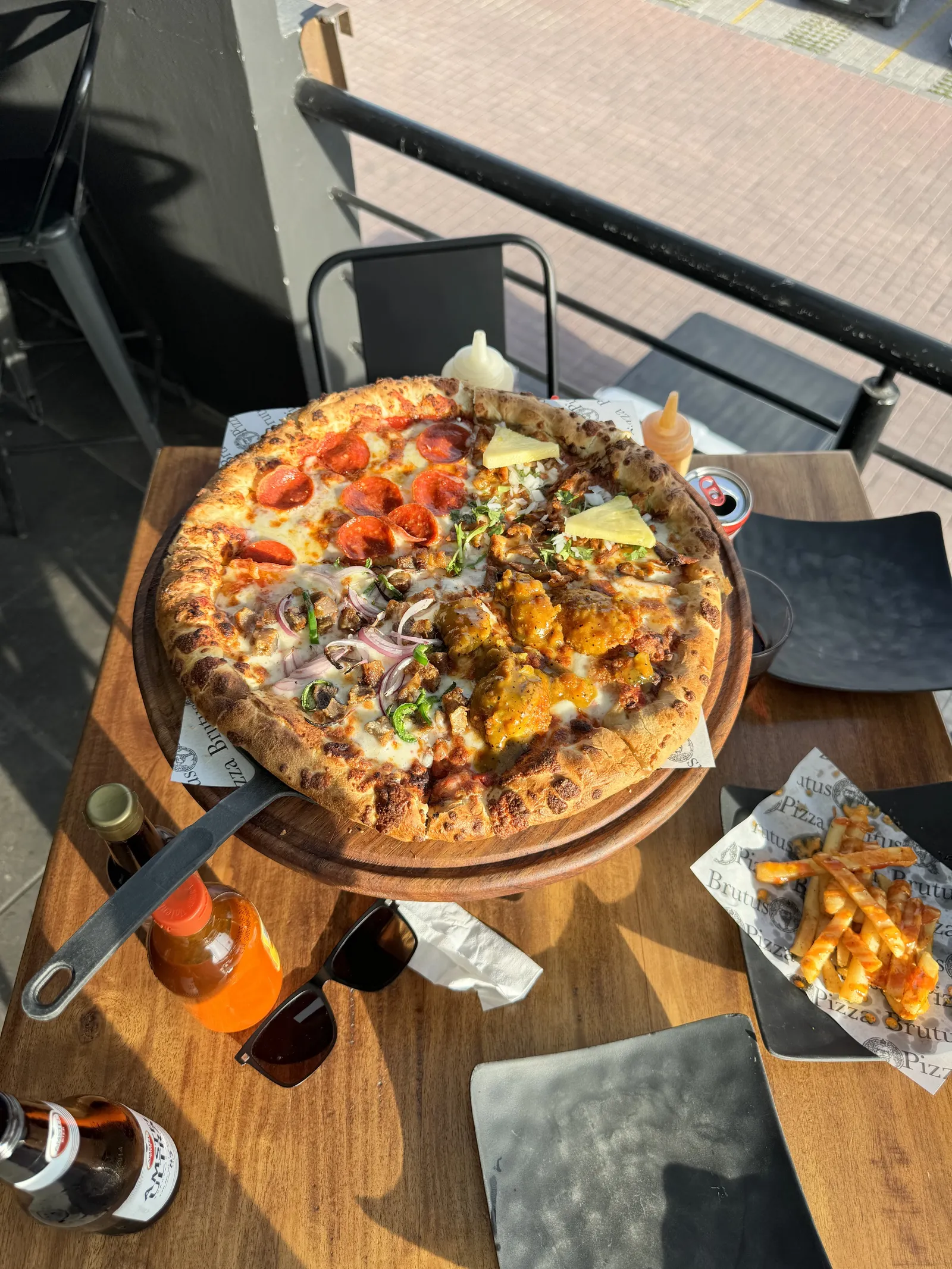 Brutus Pizza & Beer image 3