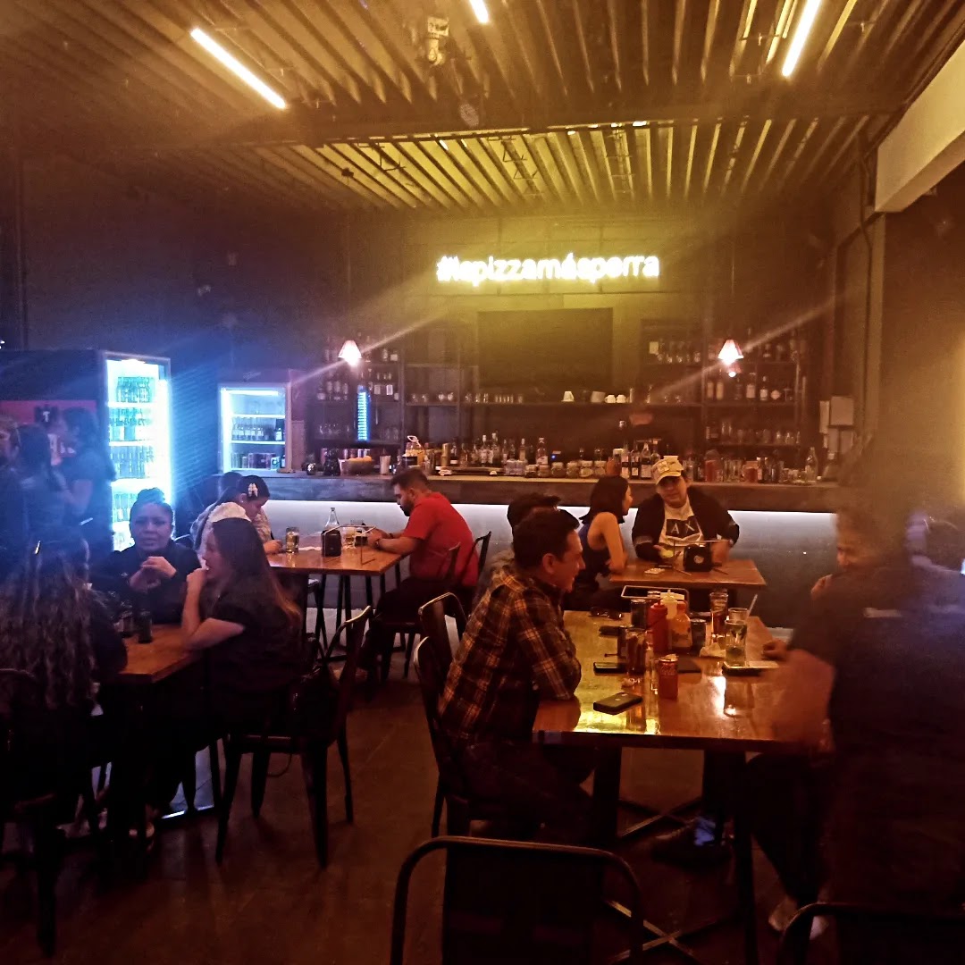 Brutus Pizza & Beer image 6