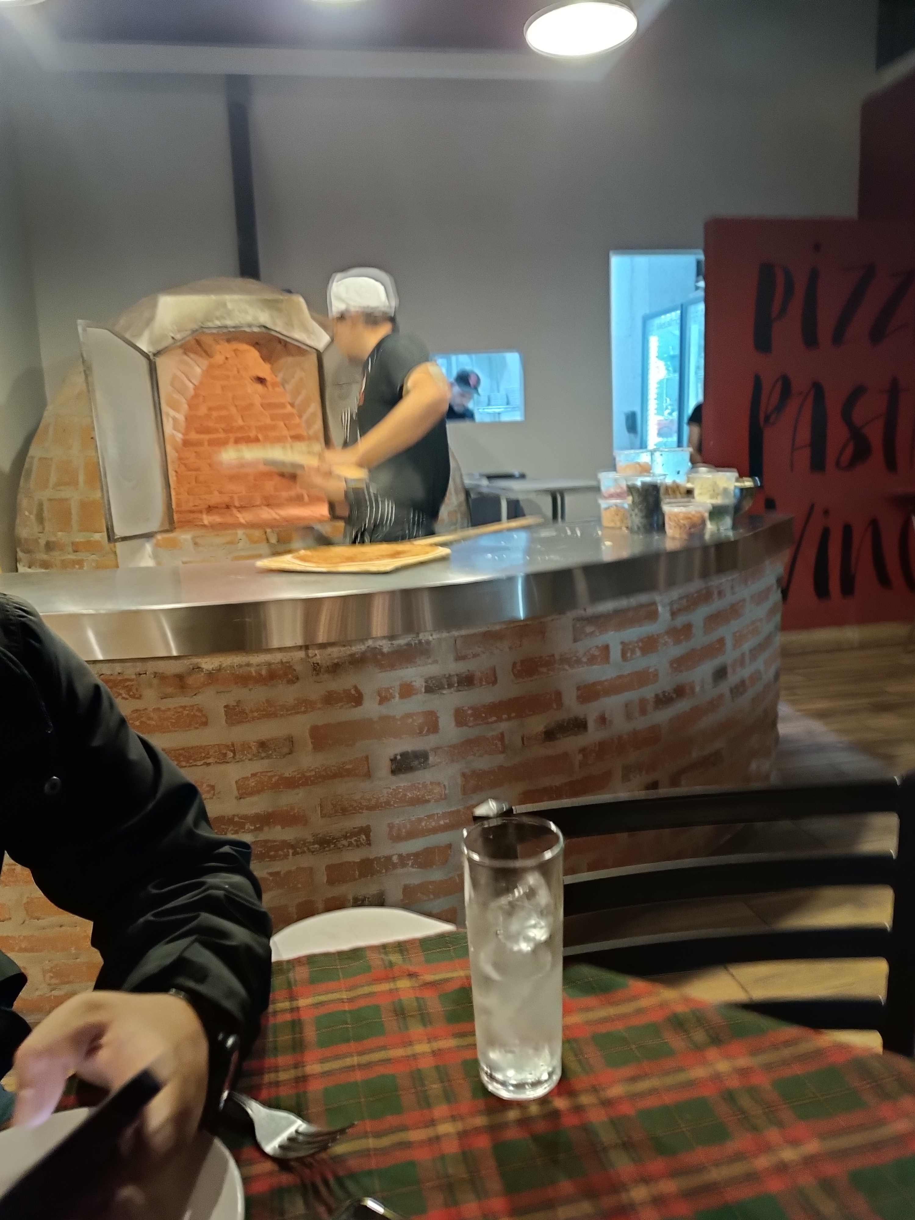 Crecola Plaza Romeu image 6