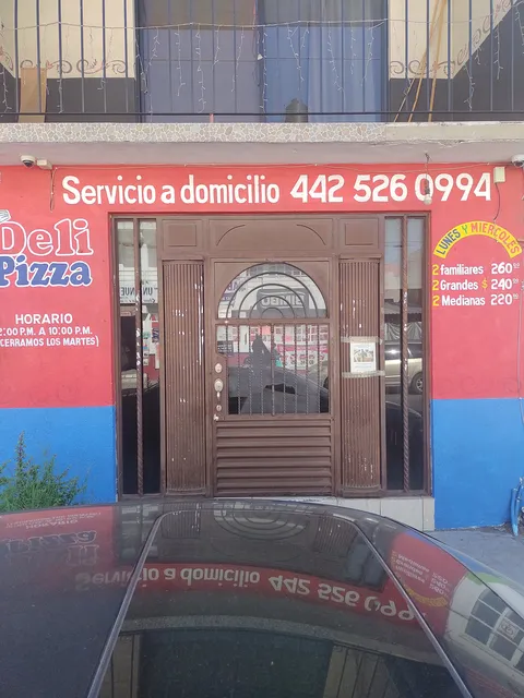 Deli Pizza image 1